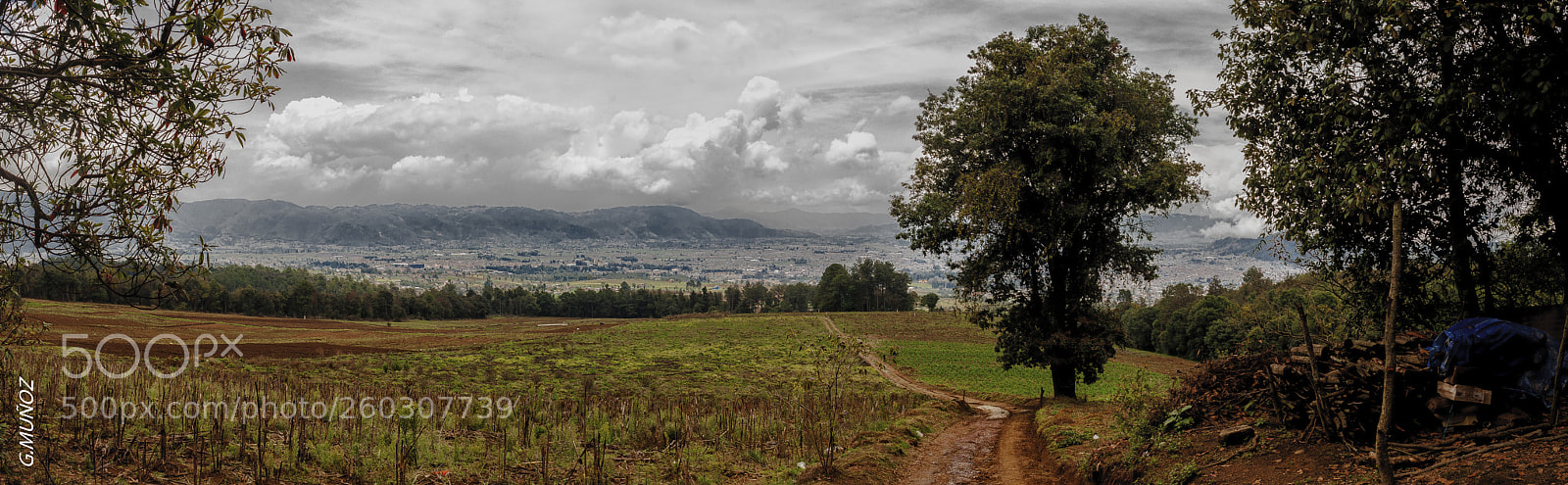 Nikon D3000 sample photo. Panor mica valle de photography