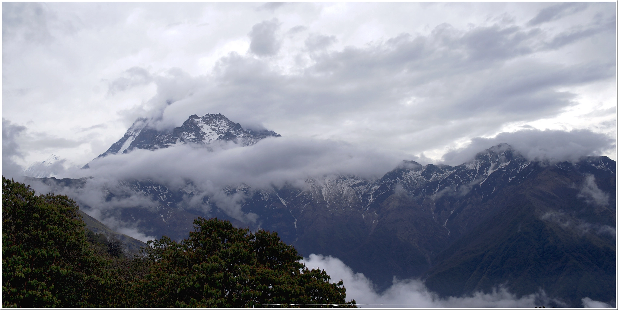 Sony Alpha DSLR-A900 sample photo. Machapuchare (fish tail) 6,993m photography