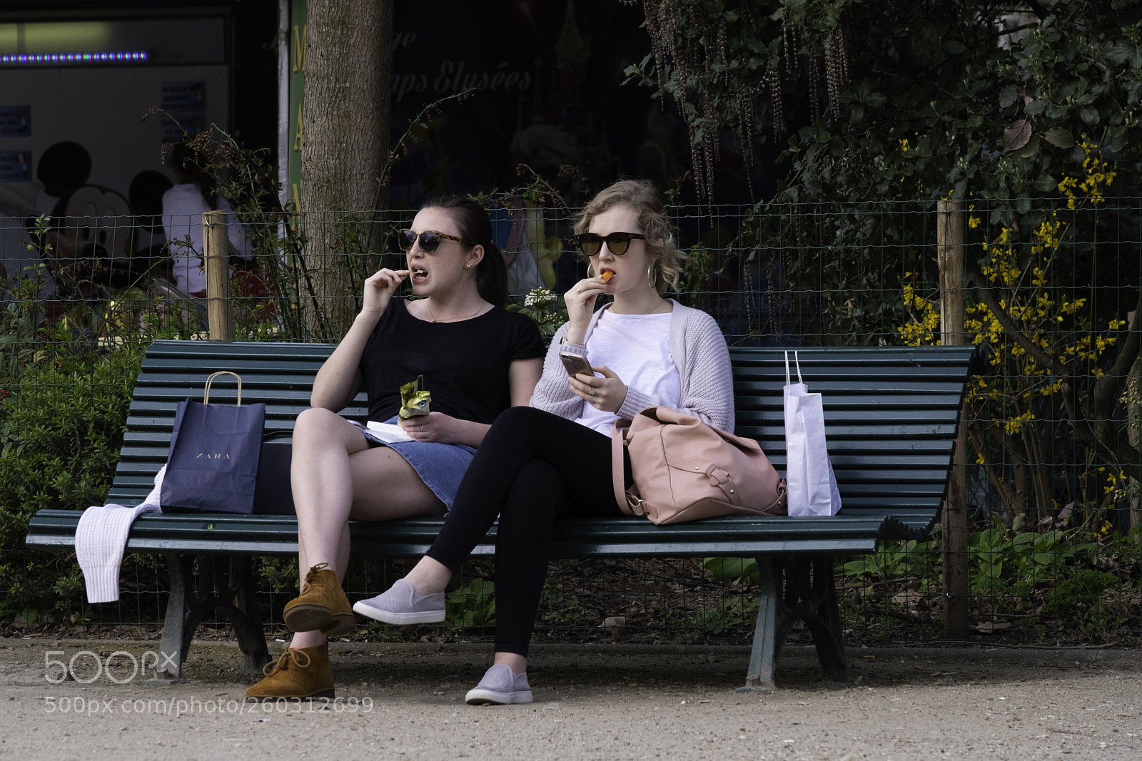 Fujifilm X-T2 sample photo. Watching the world go photography