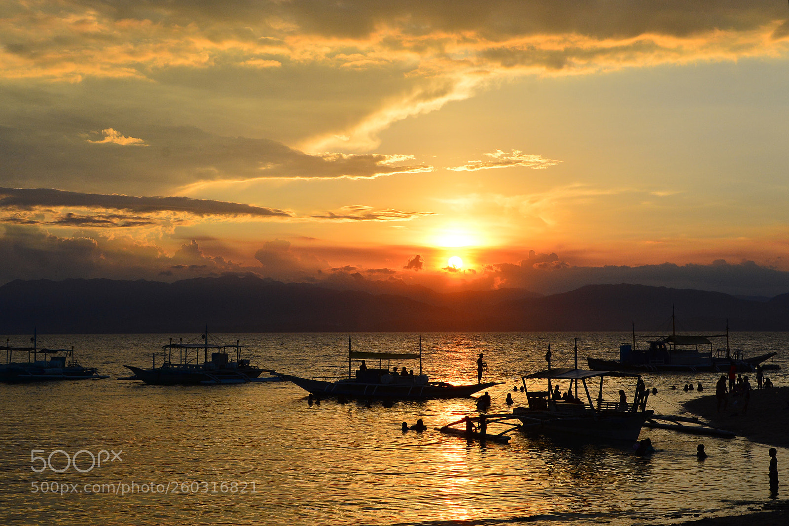 Nikon D7100 sample photo. The golden hour #sunset photography