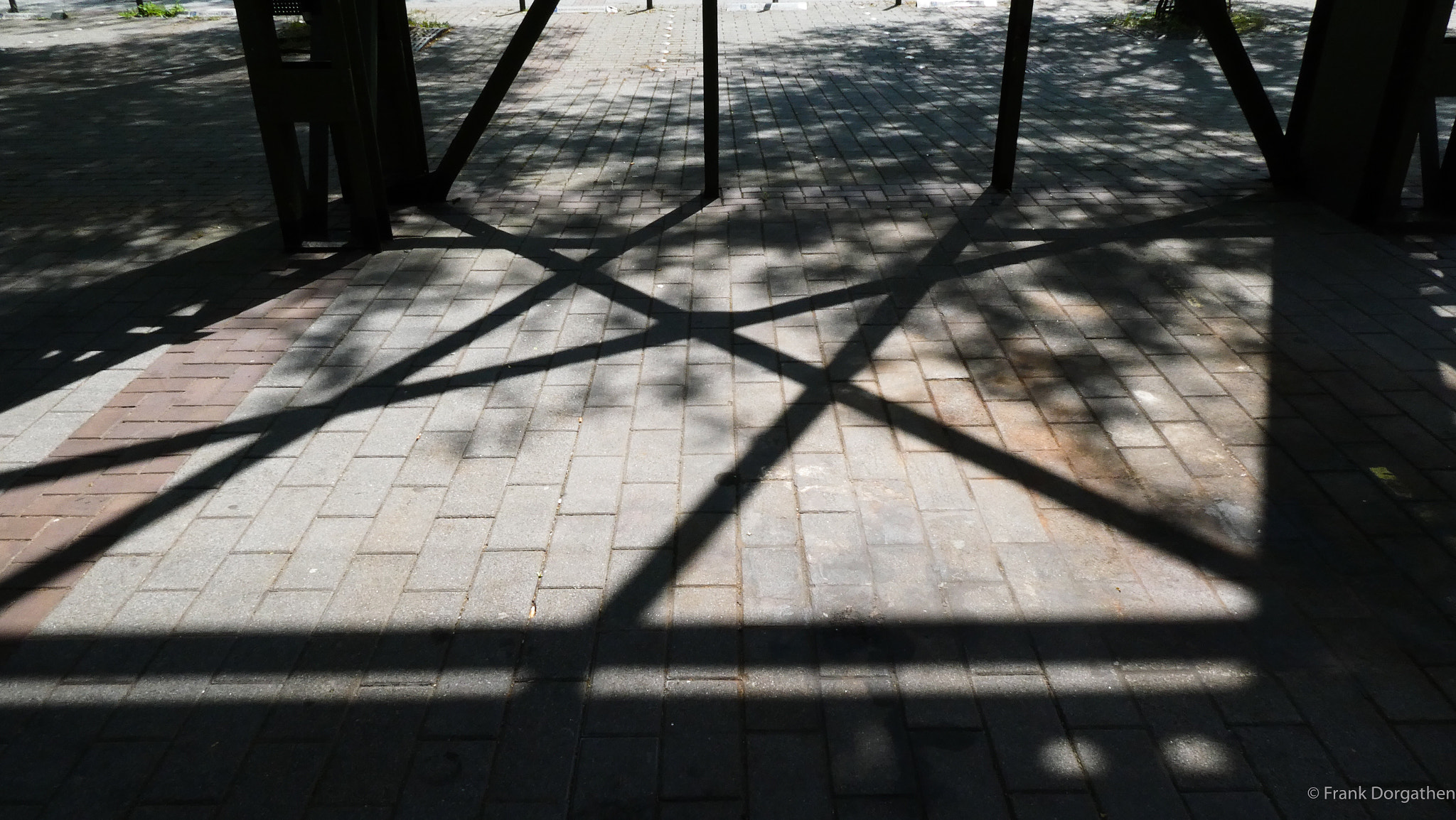 Panasonic DC-TZ91 sample photo. Confusing shadows photography