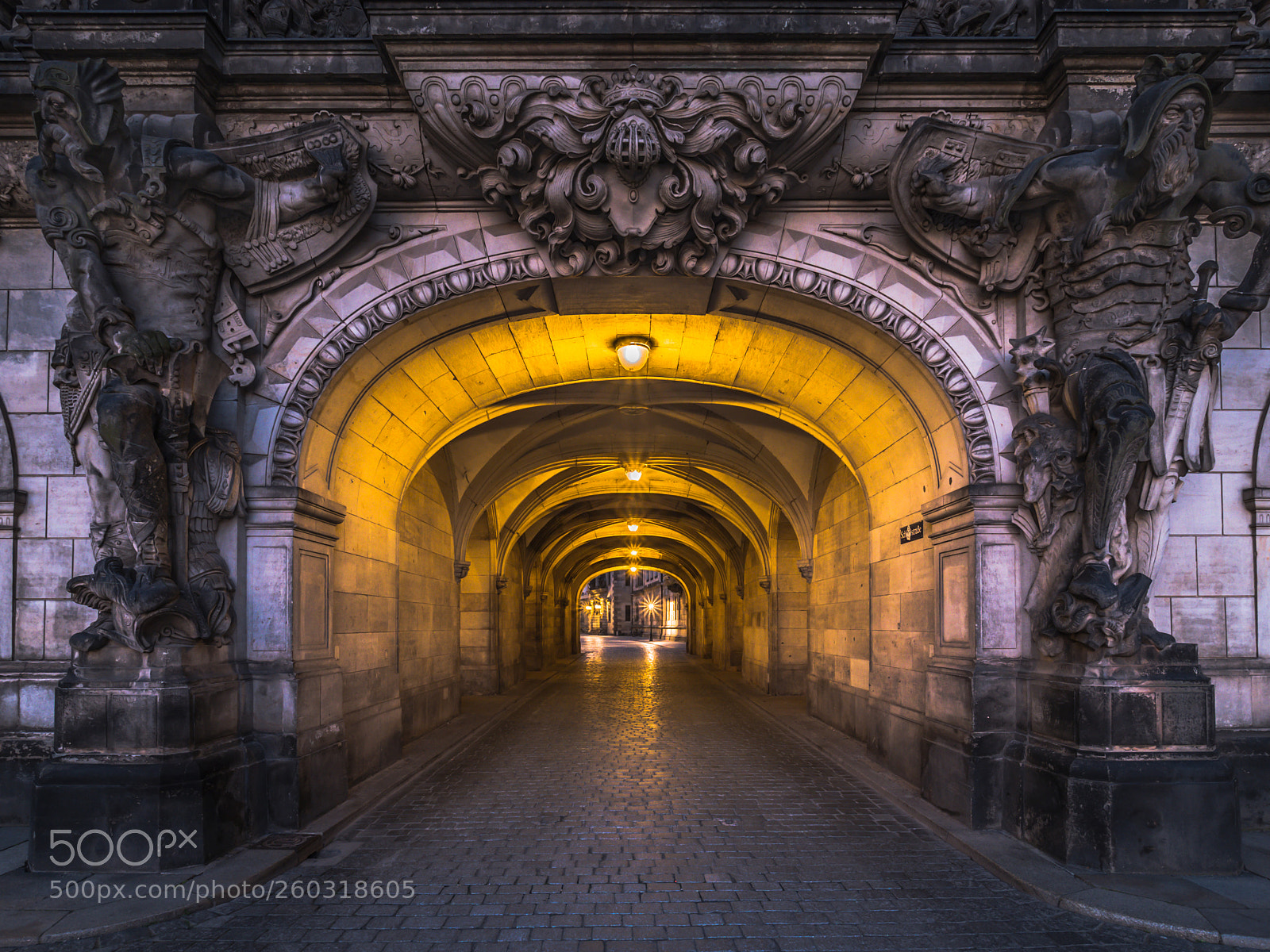 Olympus OM-D E-M1 Mark II sample photo. Dresden - schlo stra photography