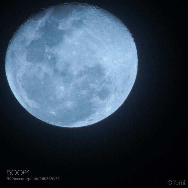 Nikon D5100 sample photo. The moon seems pretty photography