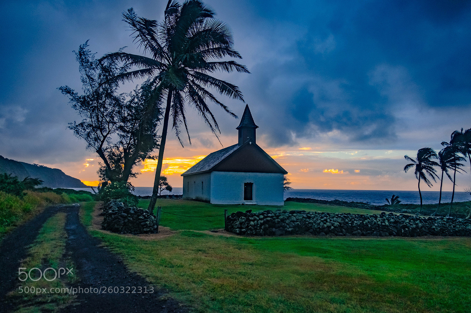 Fujifilm X-T1 sample photo. Huialoha church photography