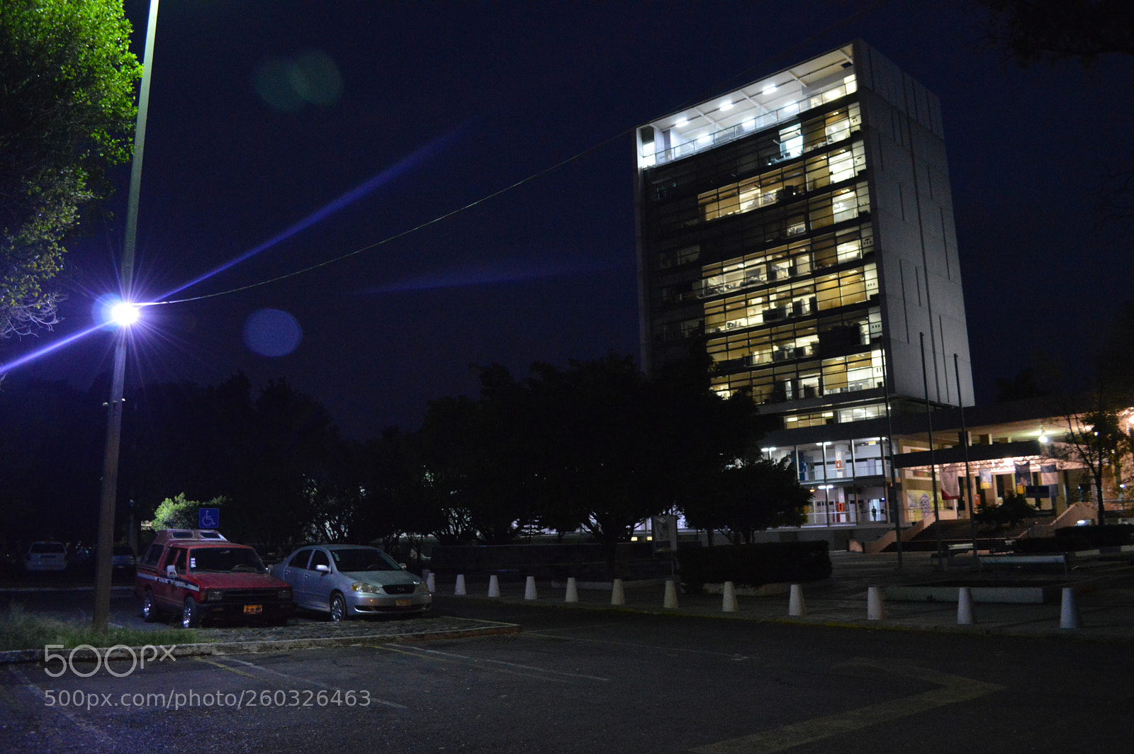 Nikon D3200 sample photo. Noche photography