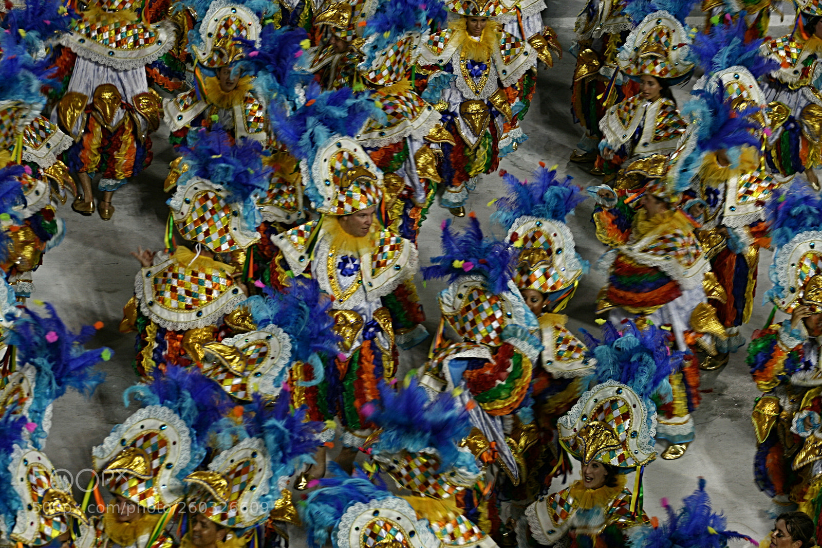 Canon EOS 400D (EOS Digital Rebel XTi / EOS Kiss Digital X) sample photo. Carnival rio - 3 photography