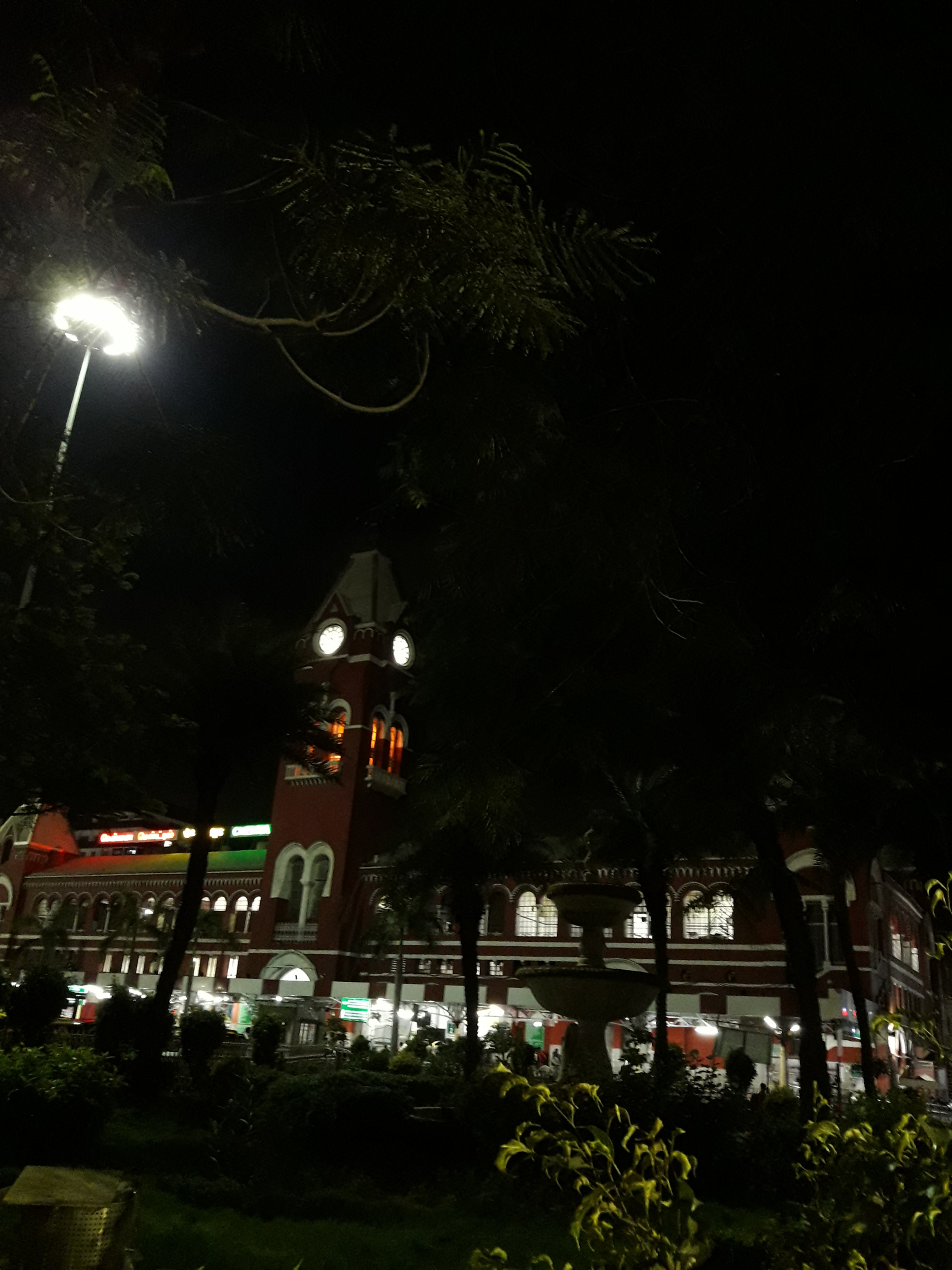 Samsung Galaxy J7 Neo sample photo. Chennai central railway station photography