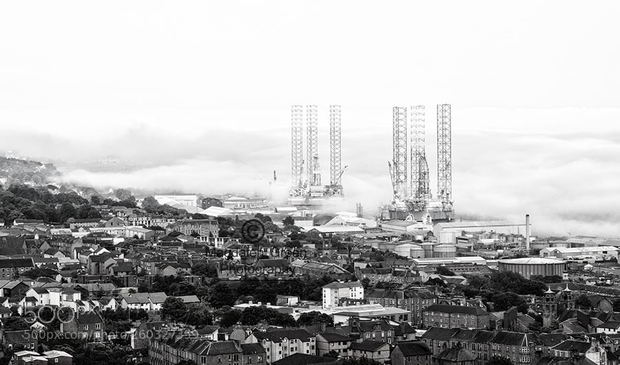 Nikon D700 sample photo. Oil rigs enmeshed in photography