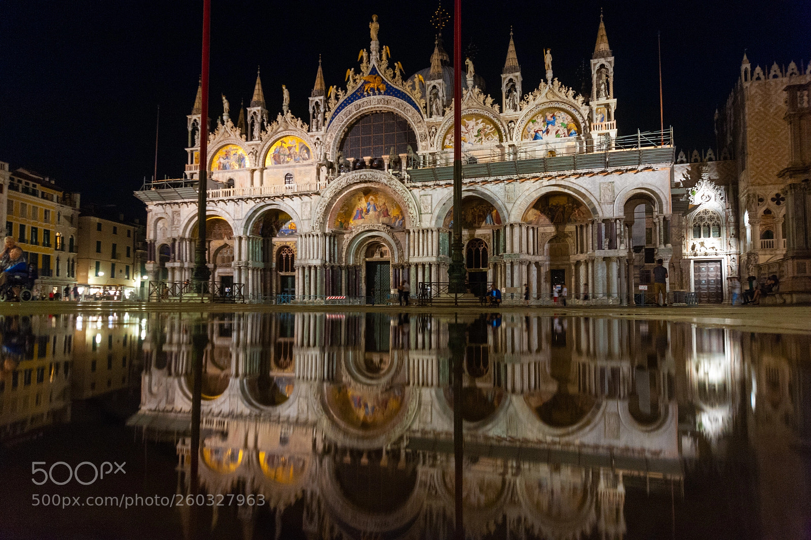 Nikon D700 sample photo. Reflection of st. mark photography