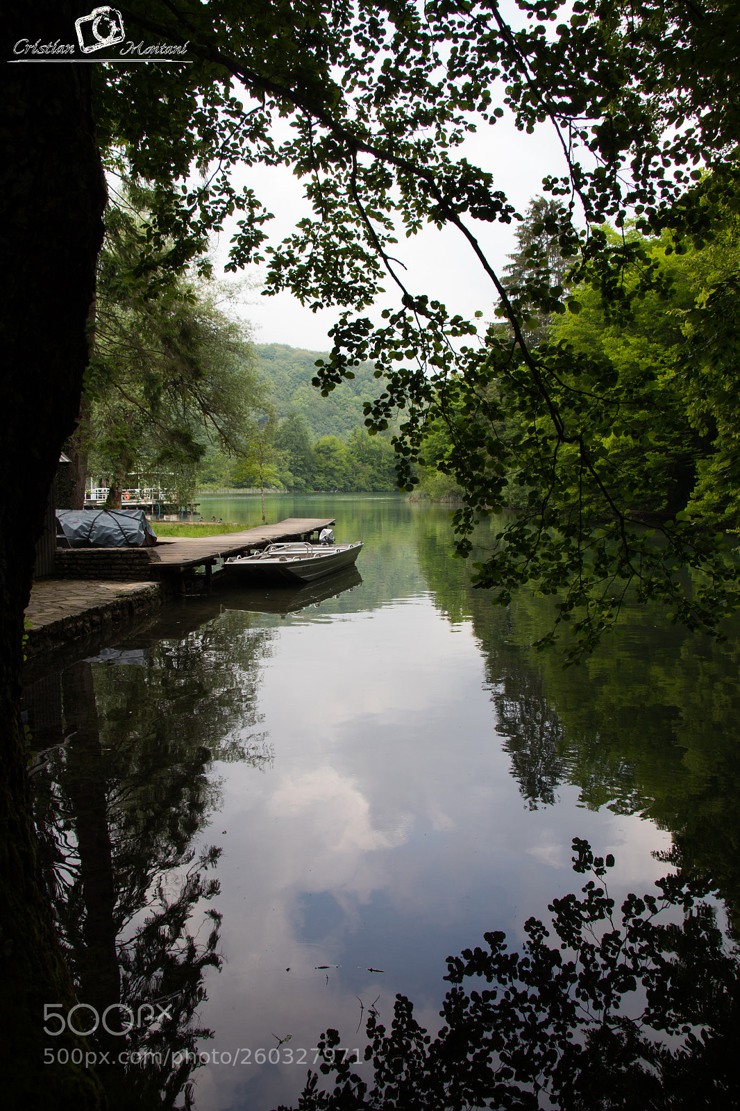 Canon EOS 1300D (EOS Rebel T6 / EOS Kiss X80) sample photo. Lake&reflections photography