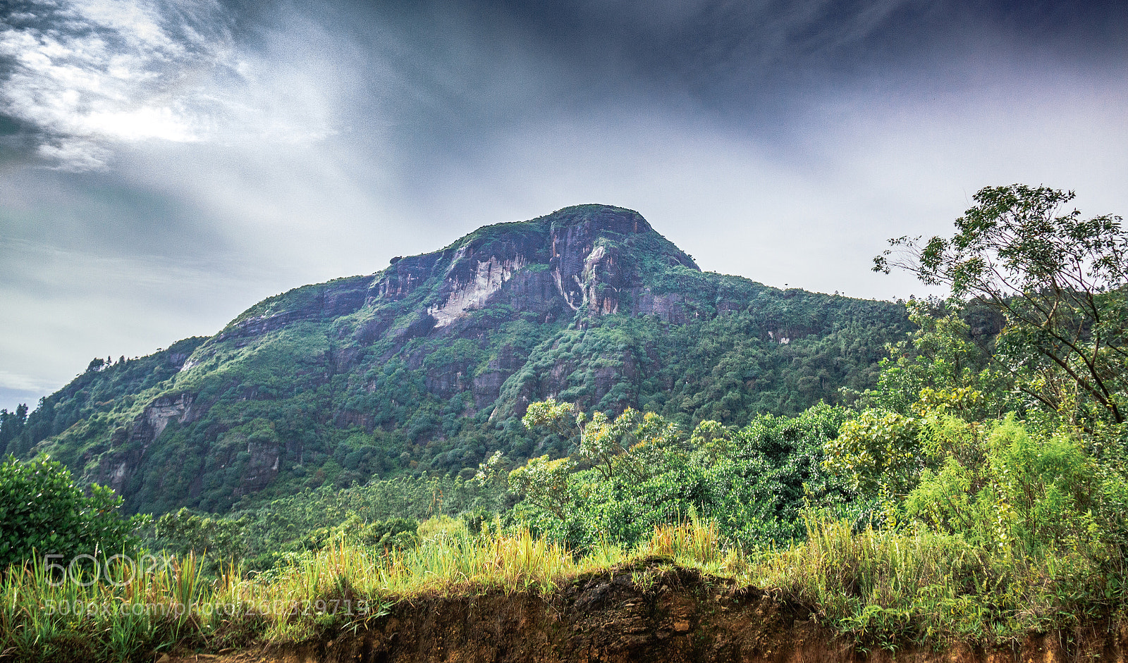 Canon EOS 600D (Rebel EOS T3i / EOS Kiss X5) sample photo. Kabaragala in the dolosbage photography