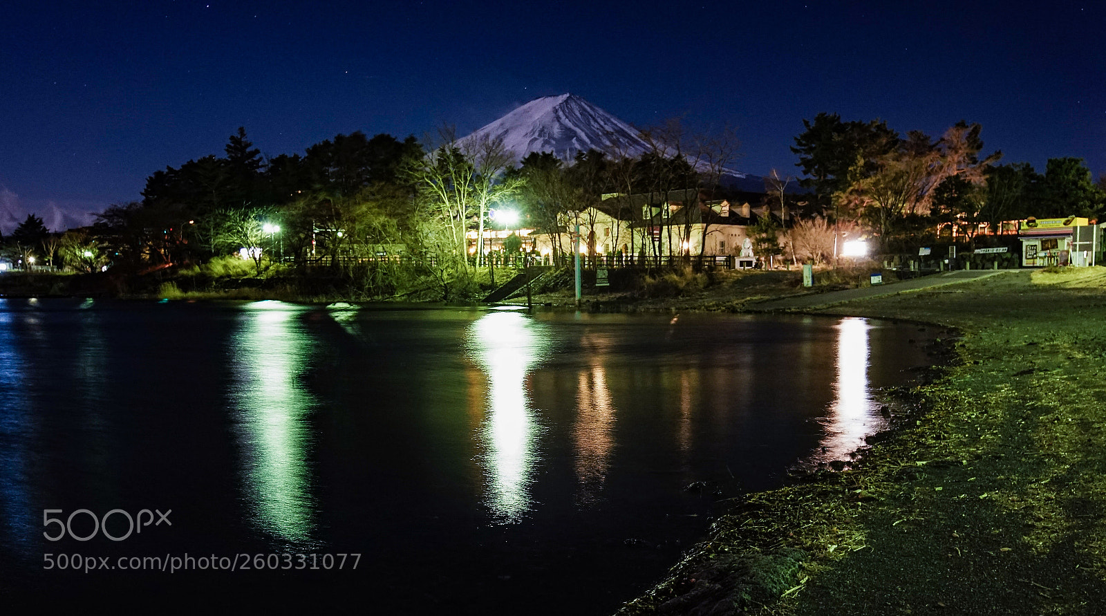Sony a7 II sample photo. 夜色中的富士山 photography