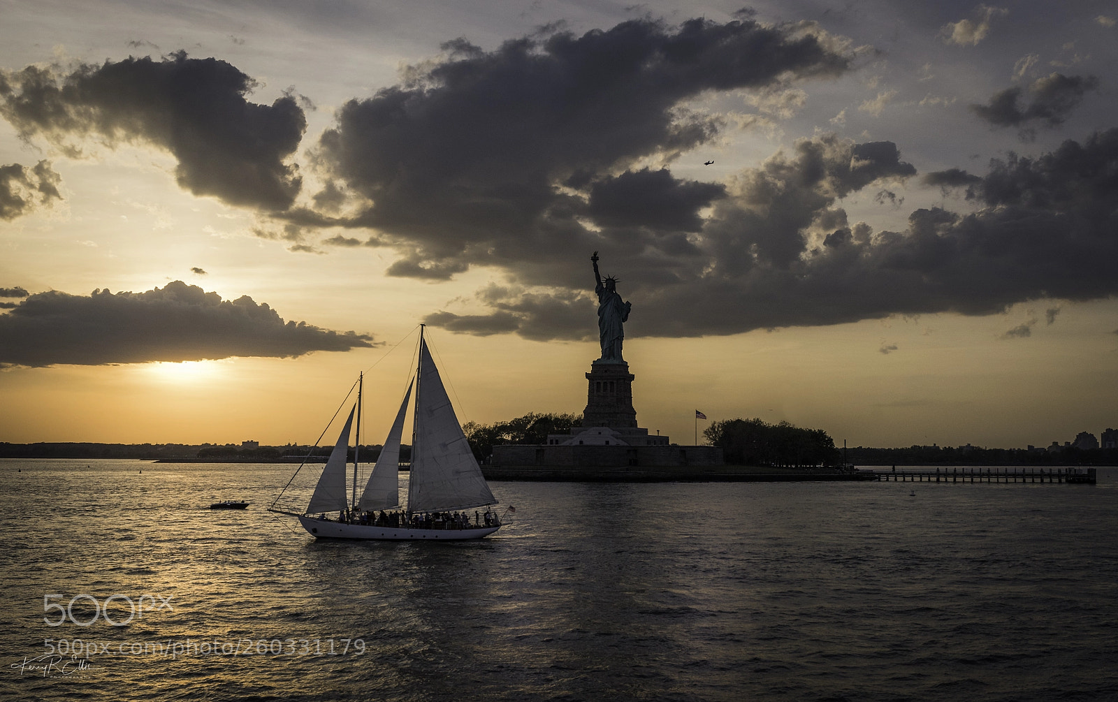 Nikon D810 sample photo. Statue of liberty sunset photography
