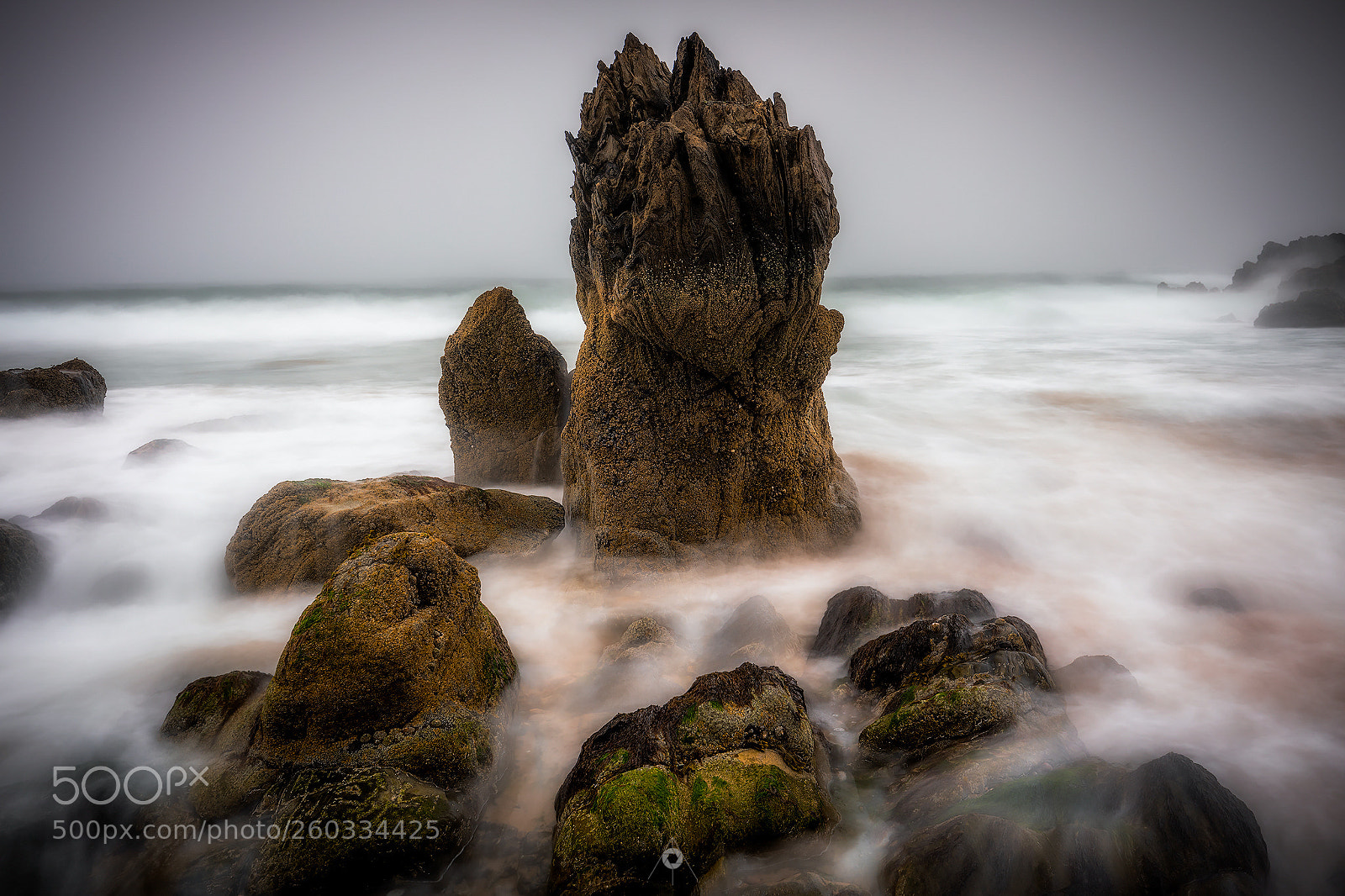Canon EOS 5D Mark IV sample photo. Neptune's monument photography