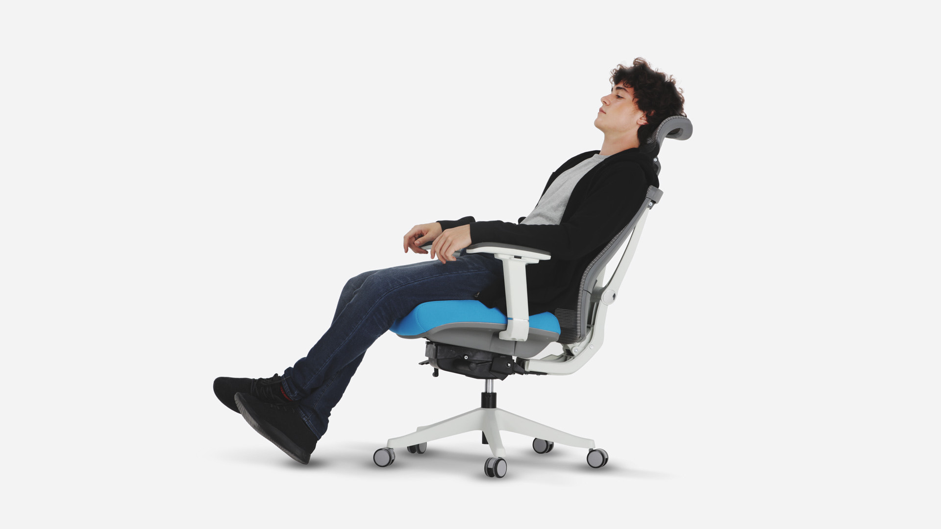 Right posture with ergonomic chair