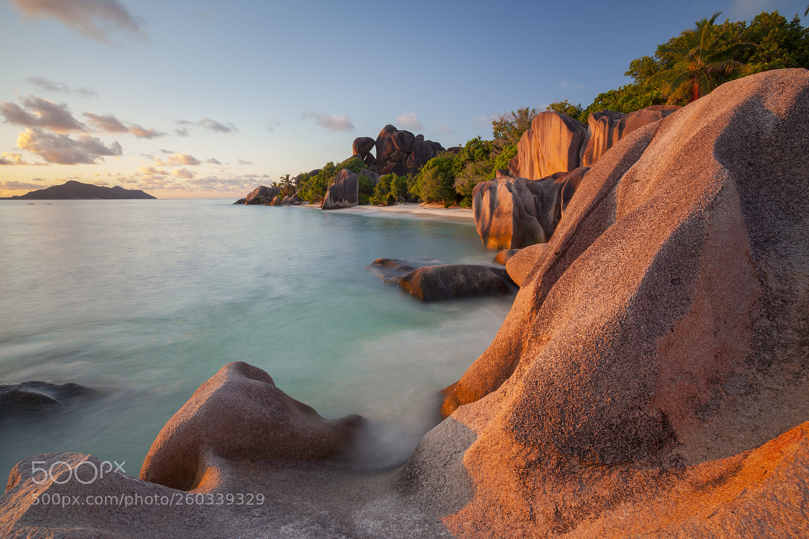 Canon EOS 5D Mark II sample photo. La digue, seychelles photography