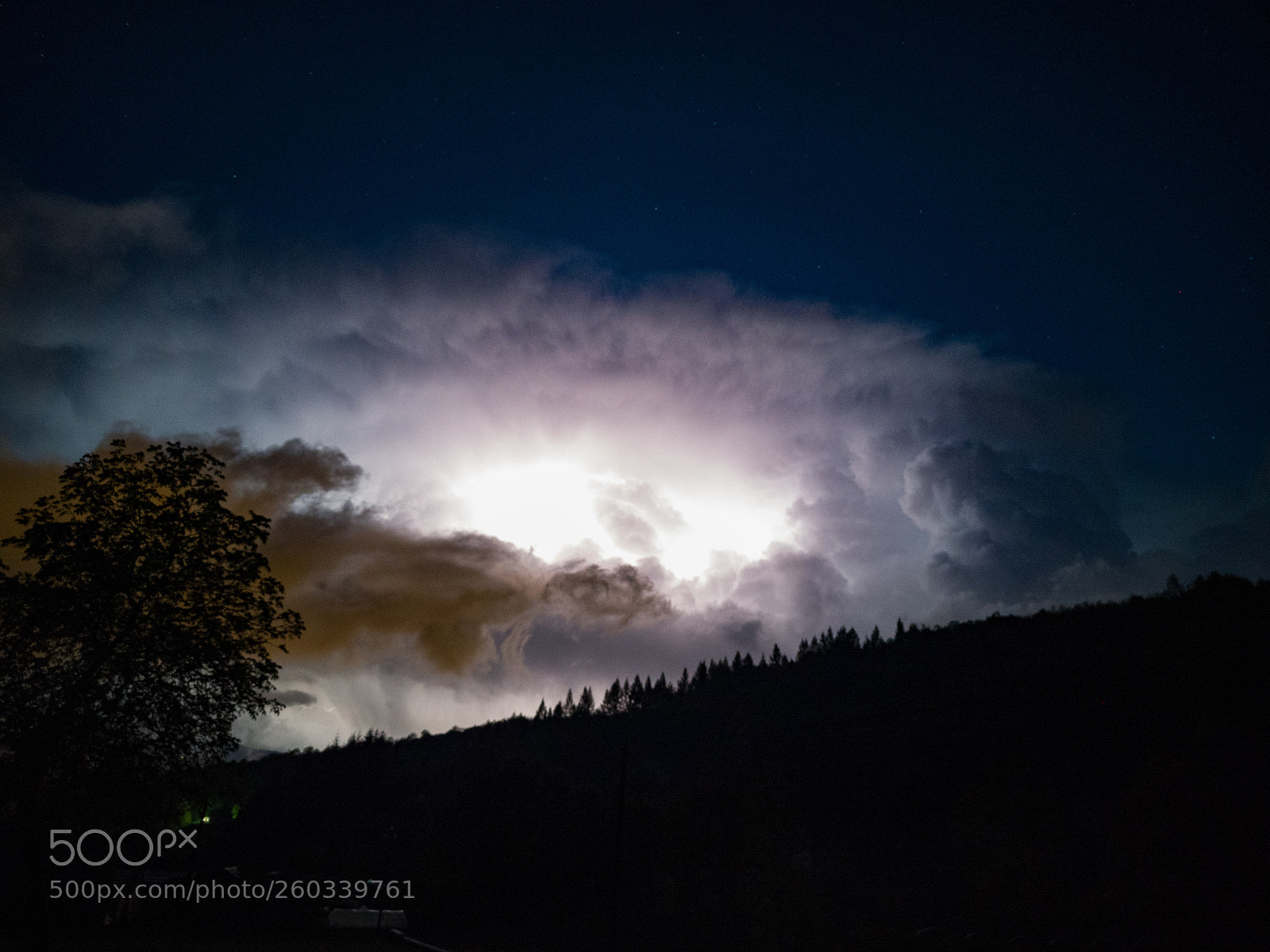 HUAWEI CLT-L09 sample photo. Storm approaching photography