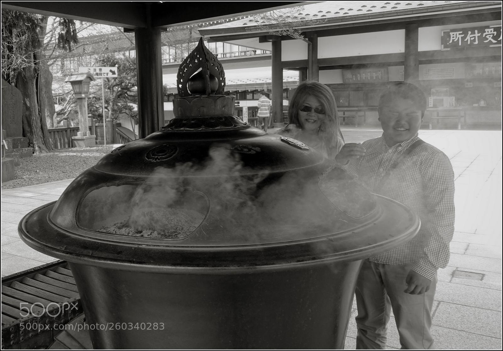 Sony Cyber-shot DSC-RX100 III sample photo. Burning incense photography