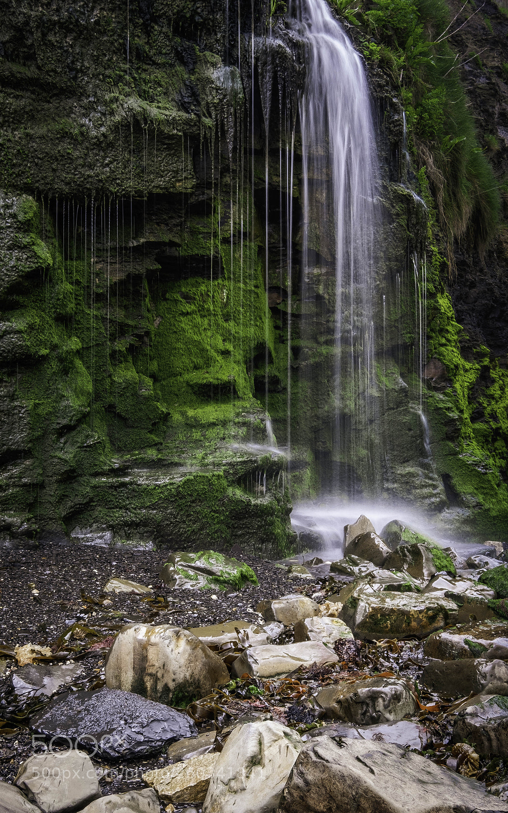 Fujifilm X-T2 sample photo. Waterfall & rocks photography