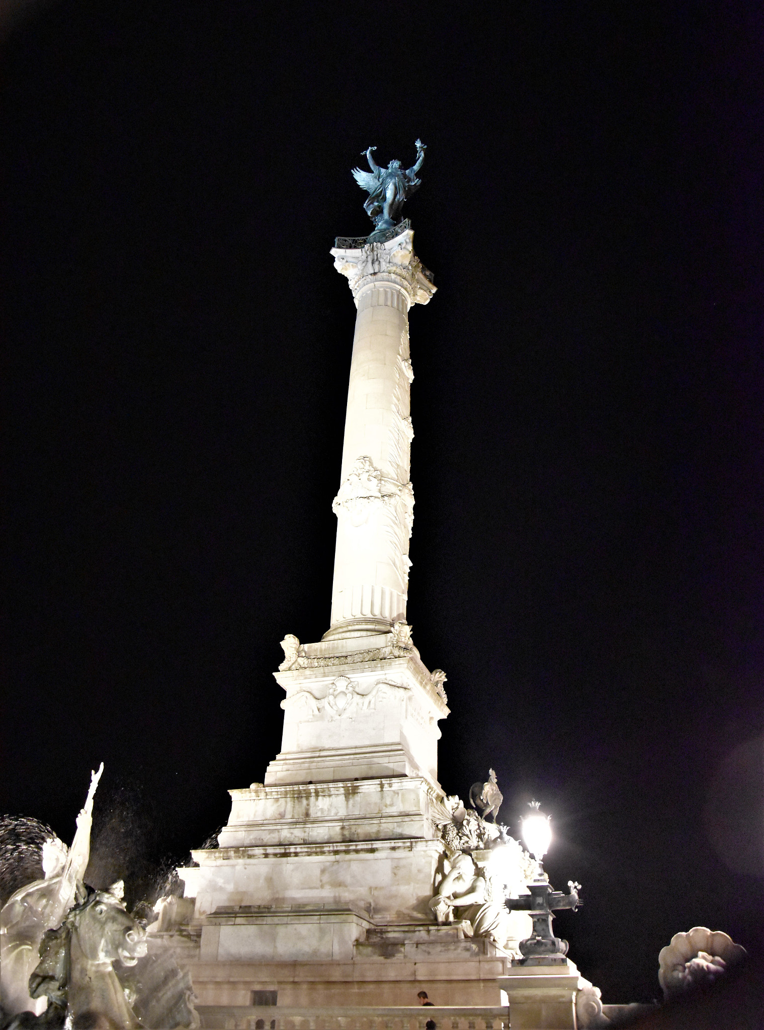 Nikon D5600 sample photo. Bordeaux i love this statue photography