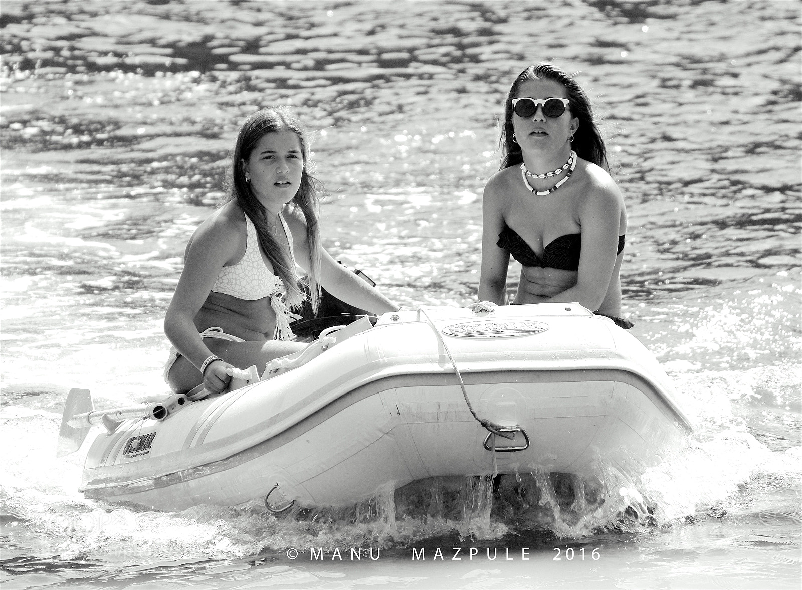Canon EOS 70D sample photo. 116. people in girona. catalunya... photography