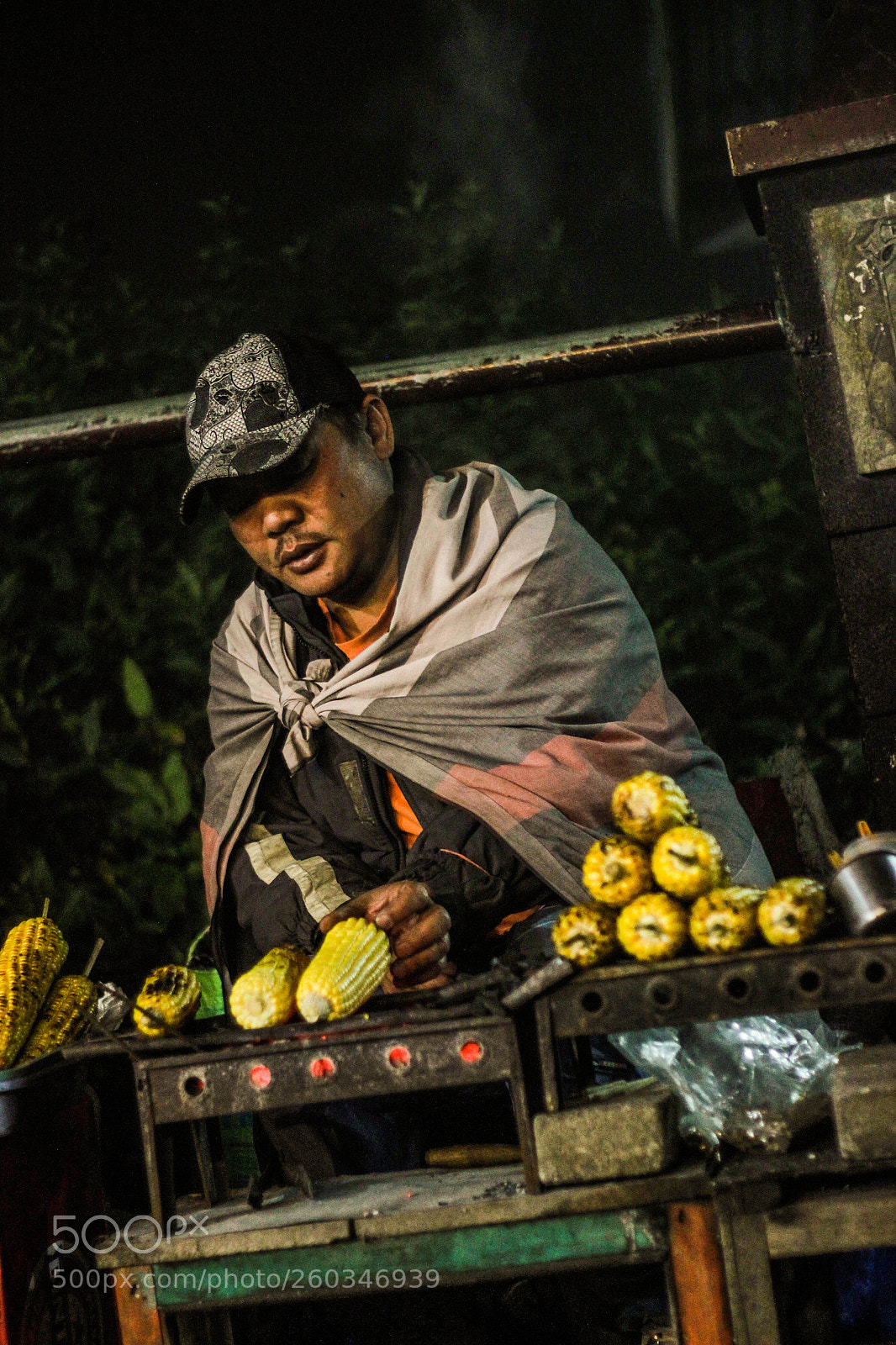 Canon EOS 600D (Rebel EOS T3i / EOS Kiss X5) sample photo. Pembakar jagung photography