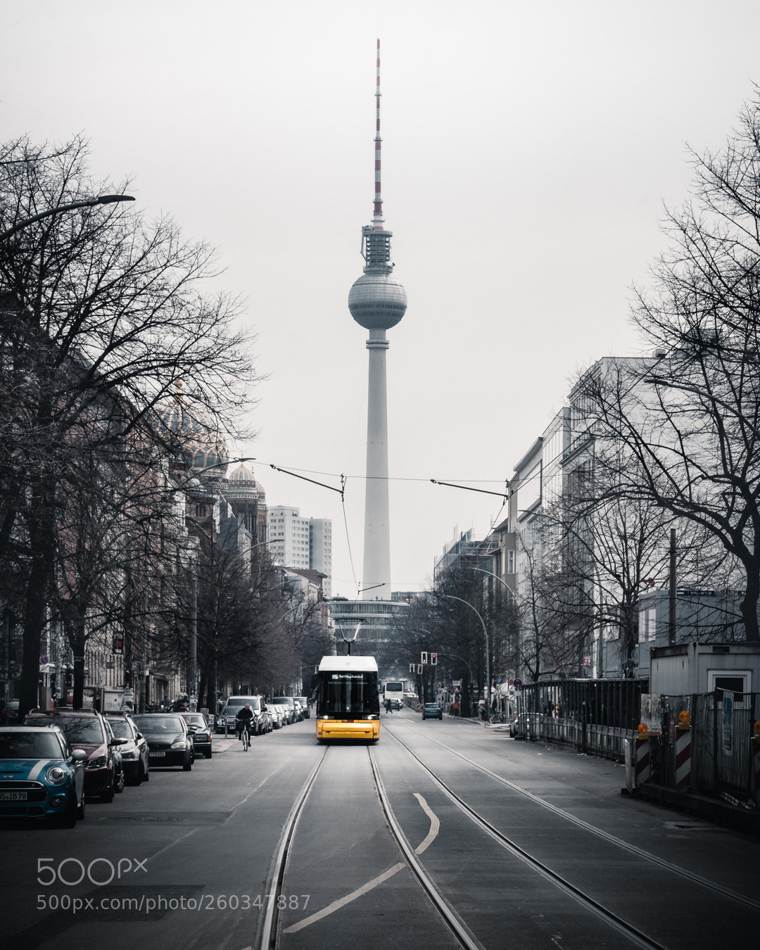 Olympus OM-D E-M10 II sample photo. Berlin streets photography