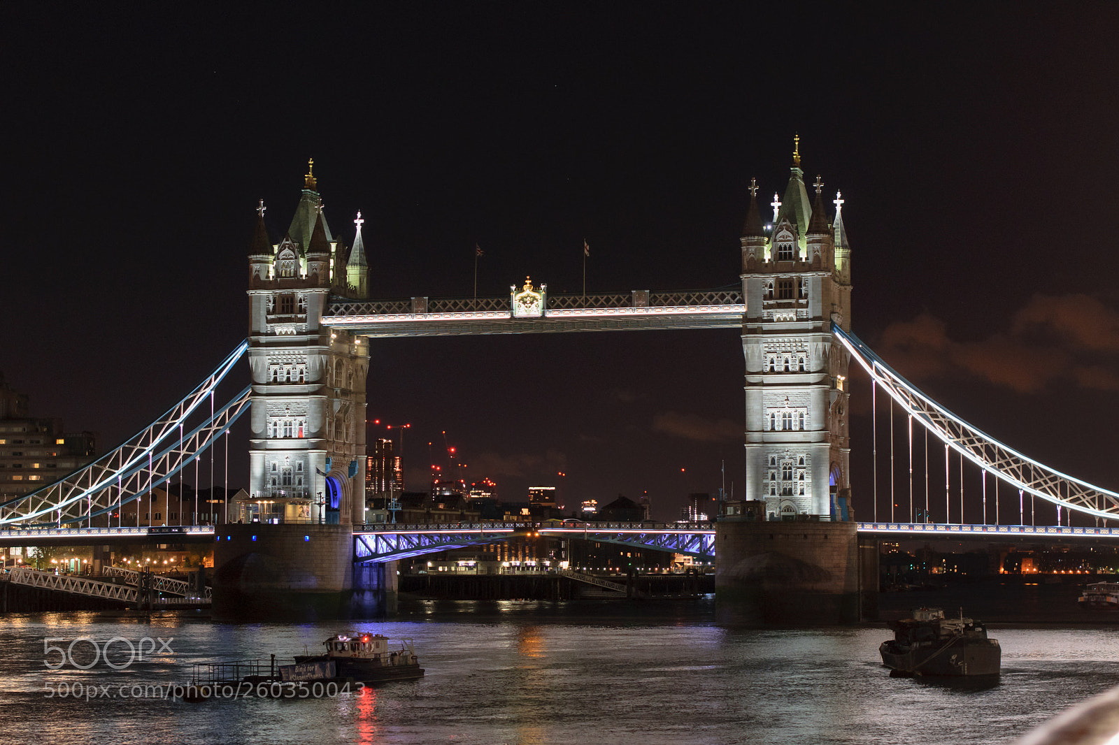 Nikon D5300 sample photo. London at night photography