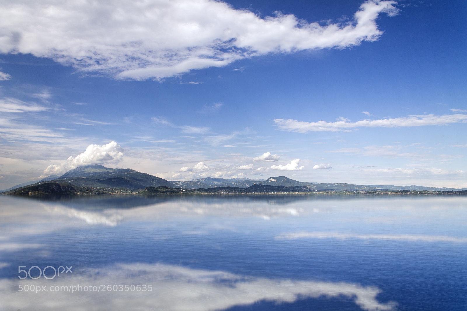 Canon EOS 1100D (EOS Rebel T3 / EOS Kiss X50) sample photo. Lake sirmone in a photography