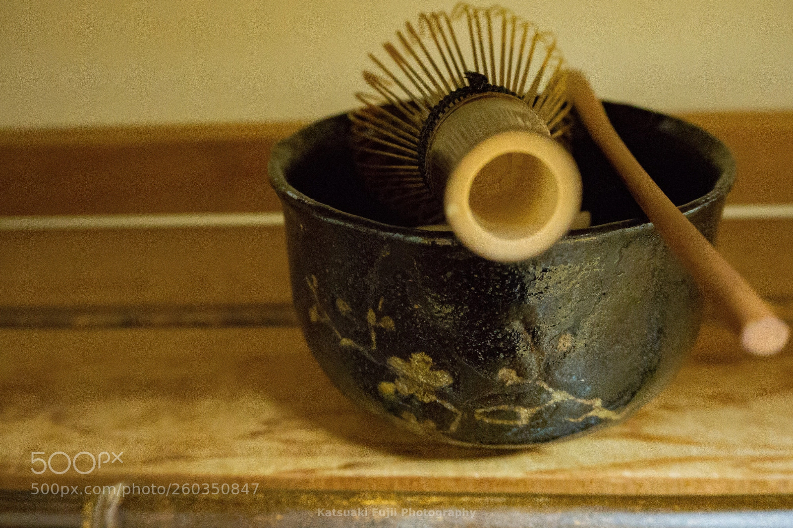 Olympus OM-D E-M10 sample photo. The raku black photography