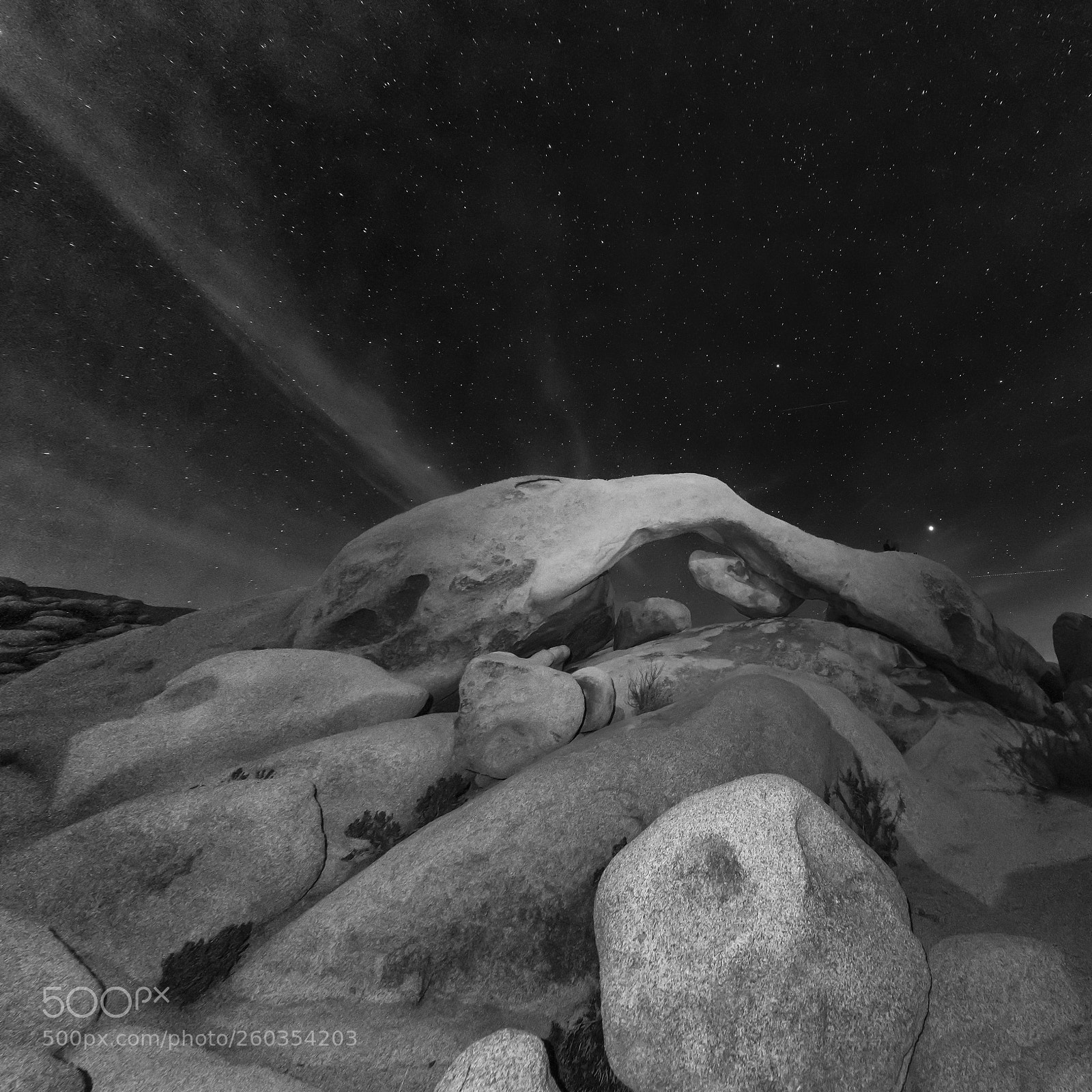 Canon EOS 5D Mark IV sample photo. Arch rock trail at photography