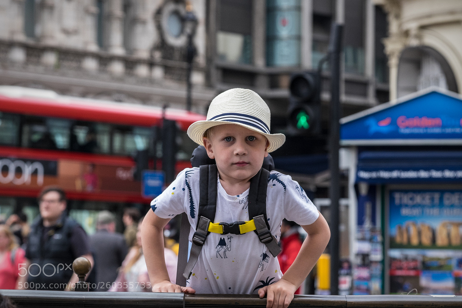 Fujifilm X-T1 sample photo. A child's london photography