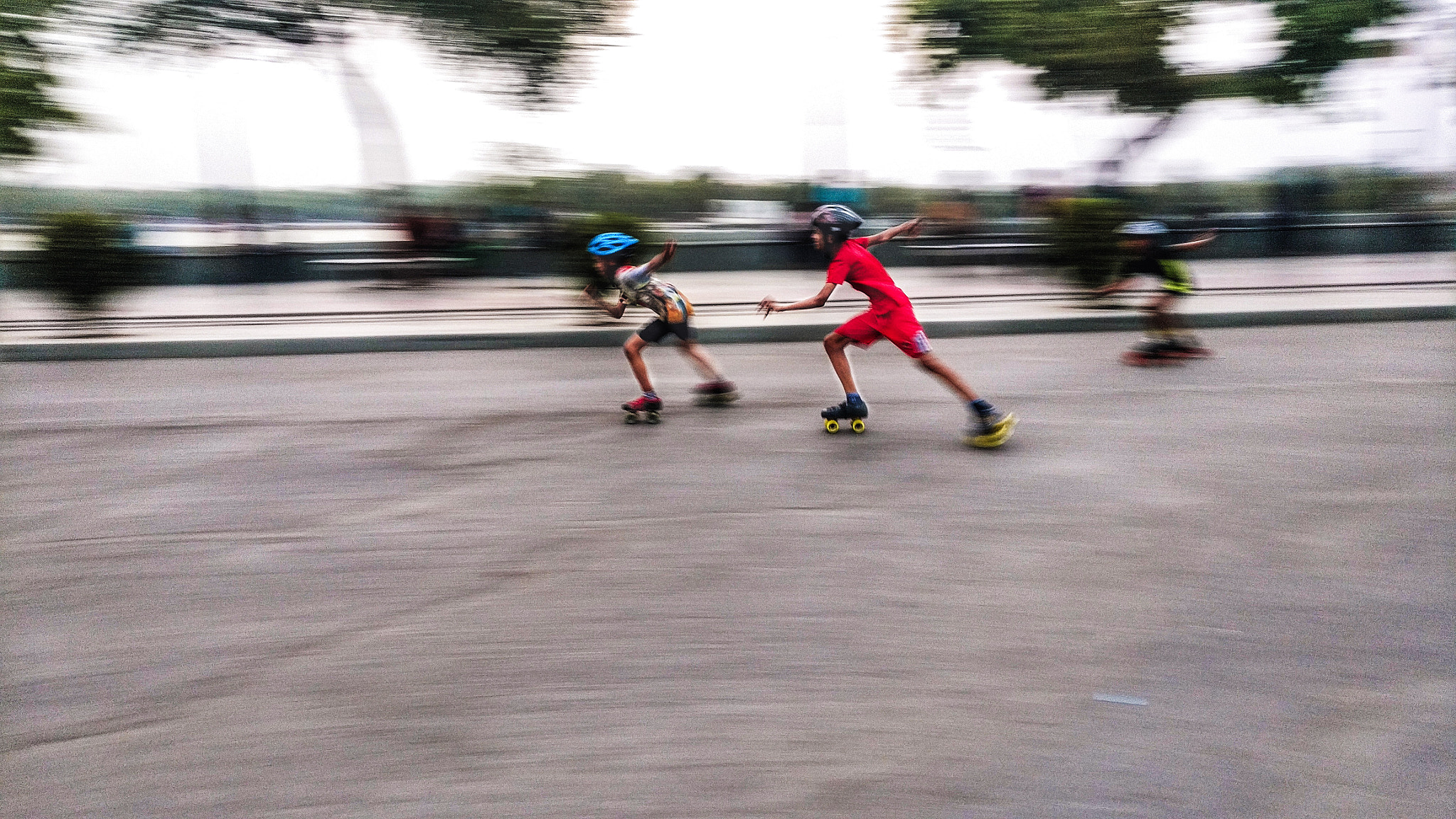OnePlus A3003 sample photo. Panning photography