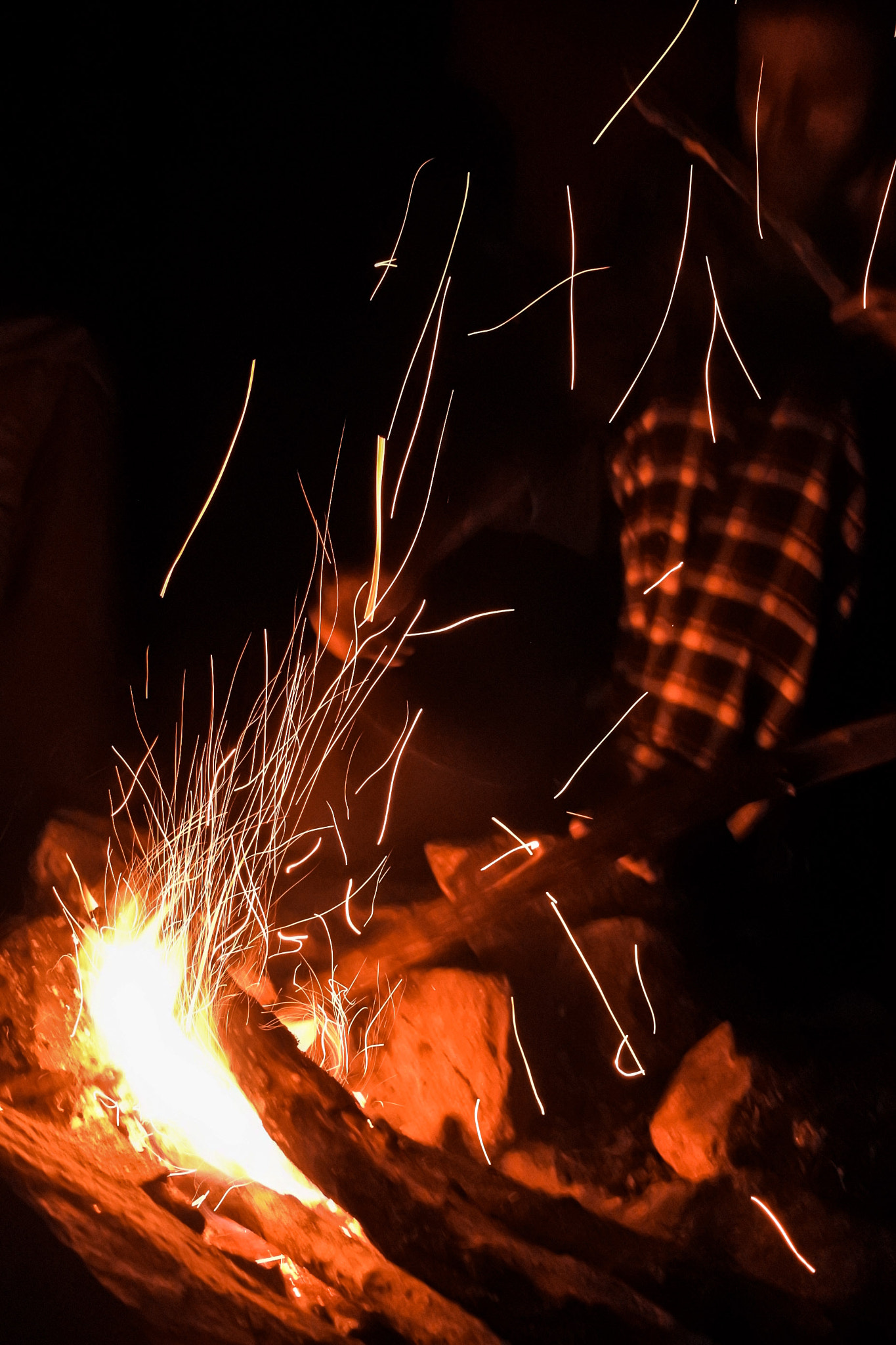 Nikon 1 J5 sample photo. Fuoco di notte photography