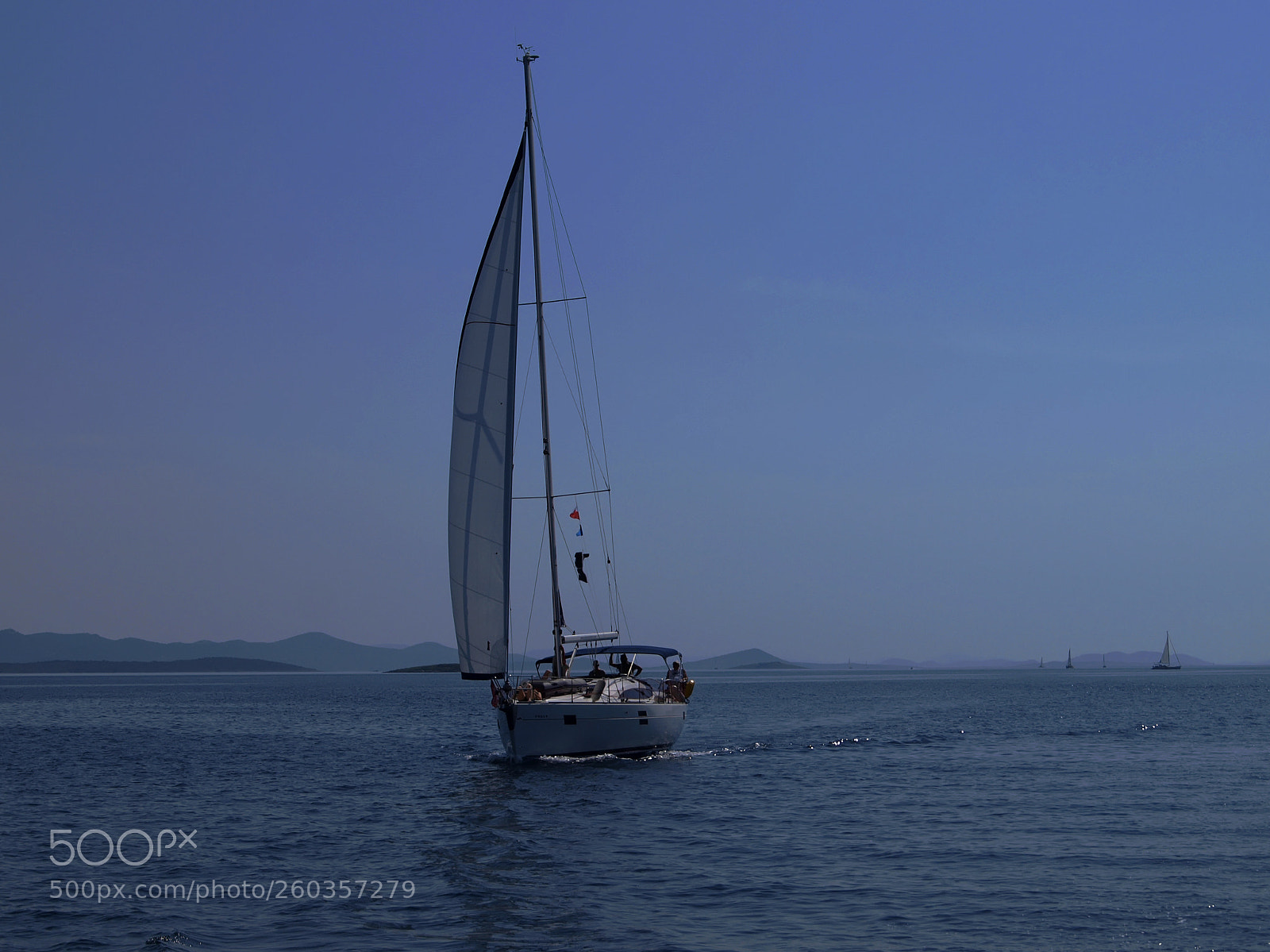Olympus E-420 (EVOLT E-420) sample photo. Sail away photography