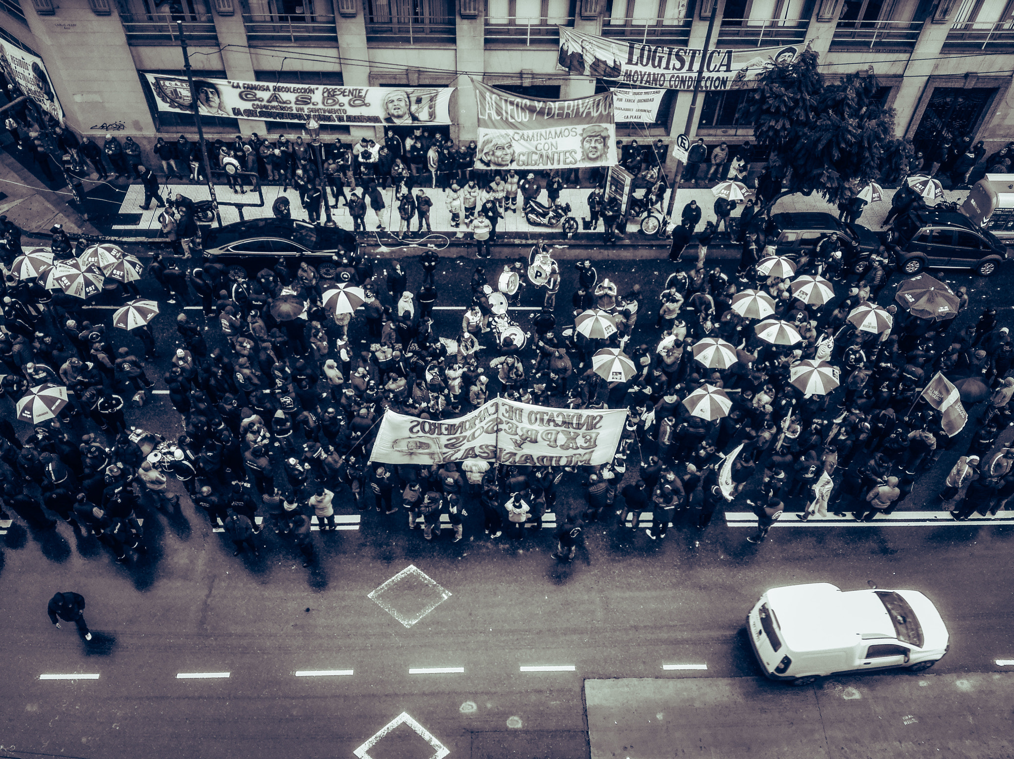 HUAWEI Y6II sample photo. The protest from above photography