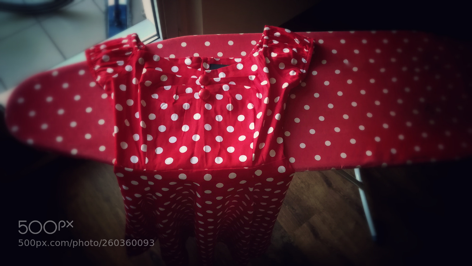 HUAWEI P10 lite sample photo. Red on the red photography