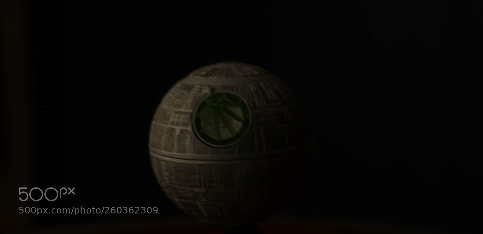 Nikon D7000 sample photo. That's no moon photography