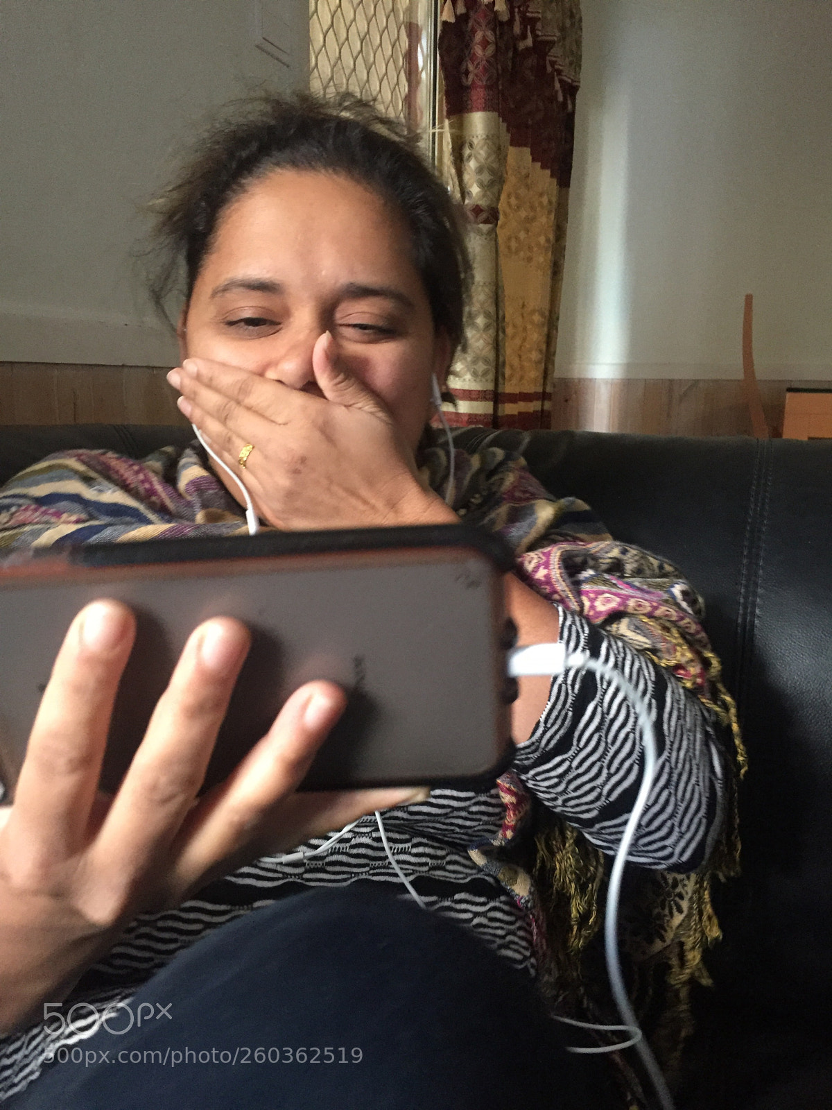Apple iPhone 6 sample photo. Keeeeeep laughing  photography