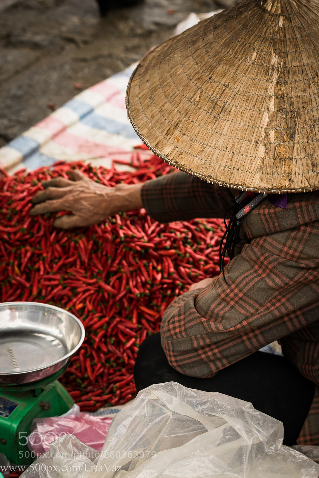 Sony a7R sample photo. At the market photography