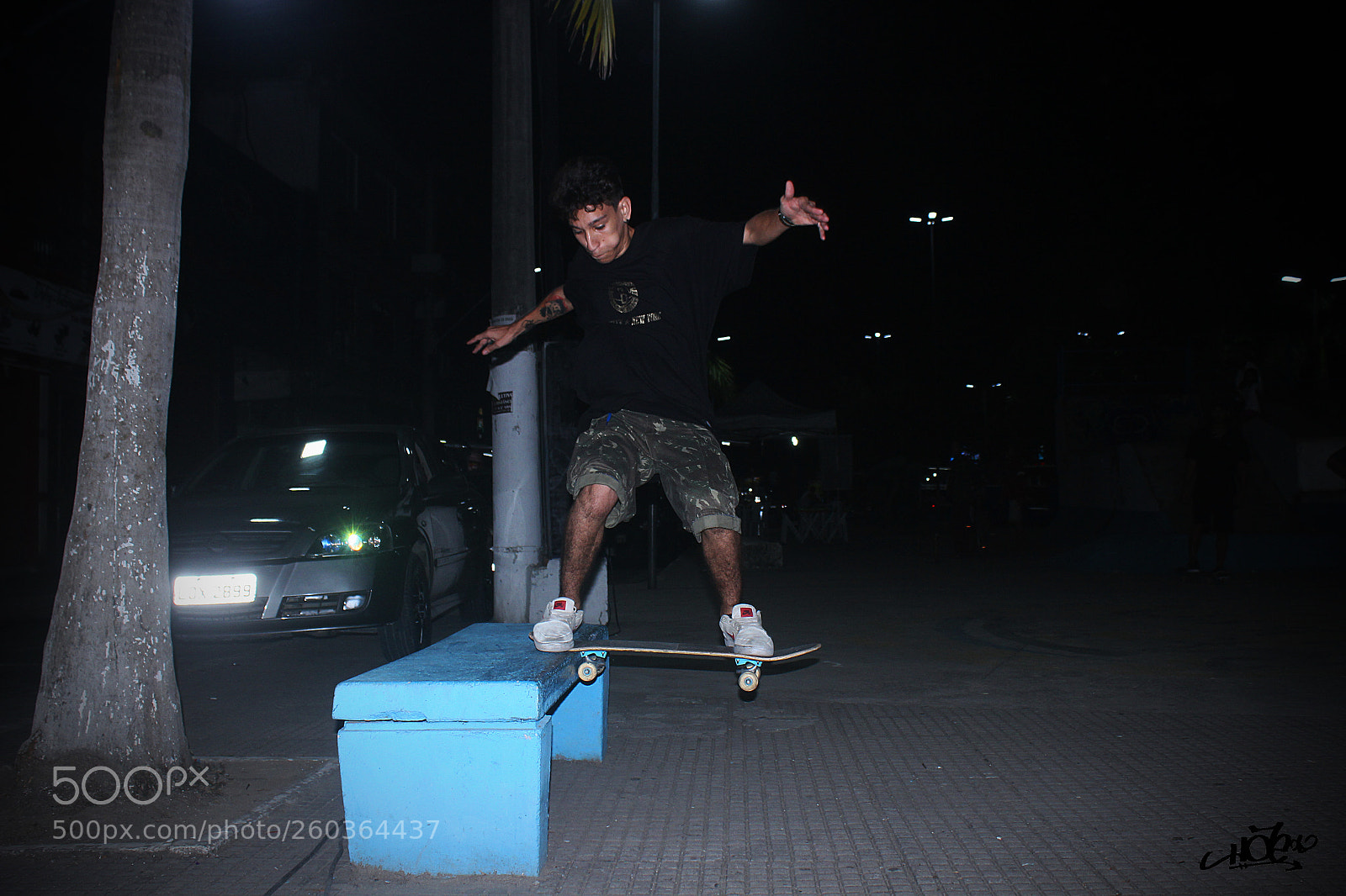 Canon EOS 600D (Rebel EOS T3i / EOS Kiss X5) sample photo. Tail slide photography