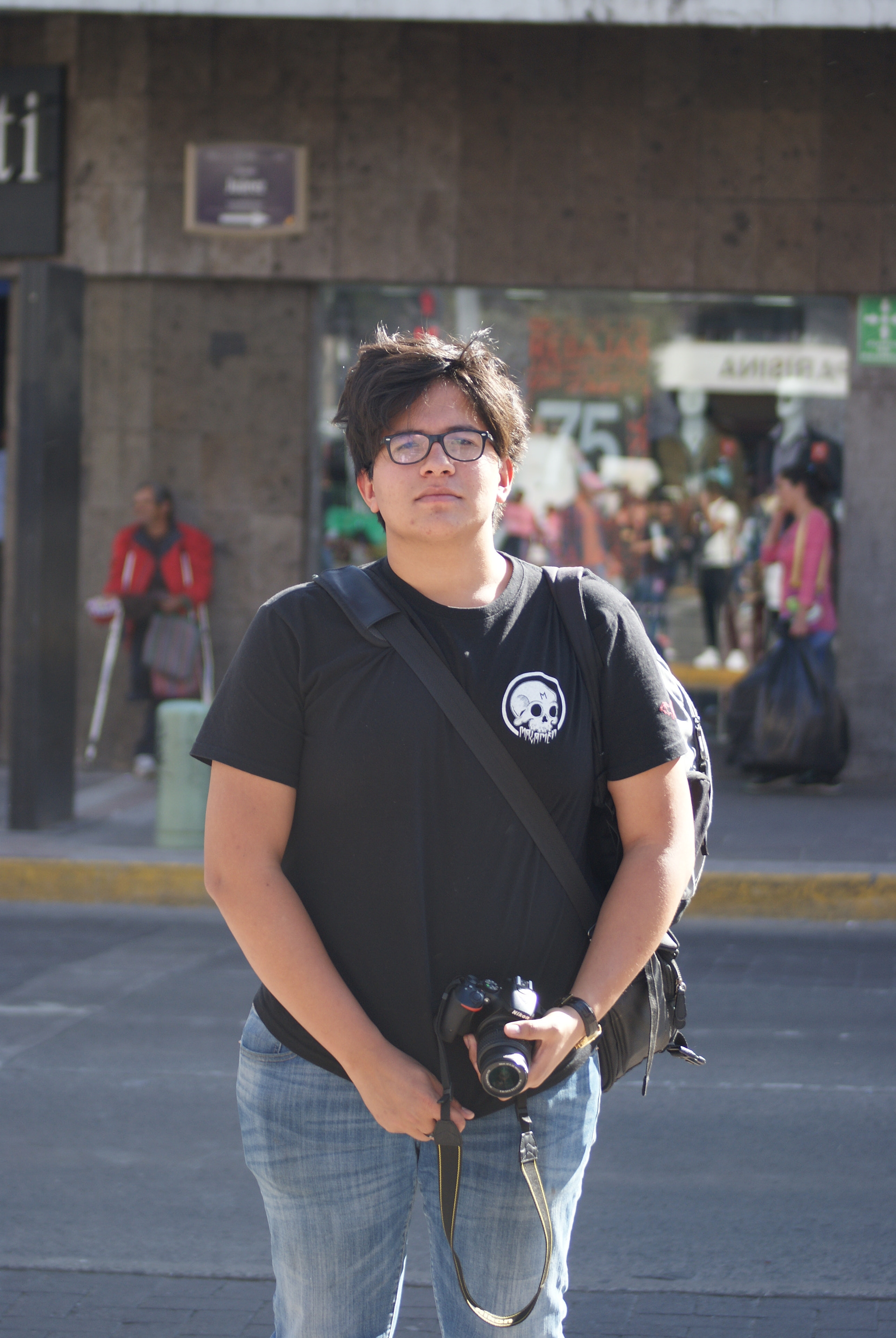 Sony 75-300mm F4.5-5.6 sample photo. Roberto photography