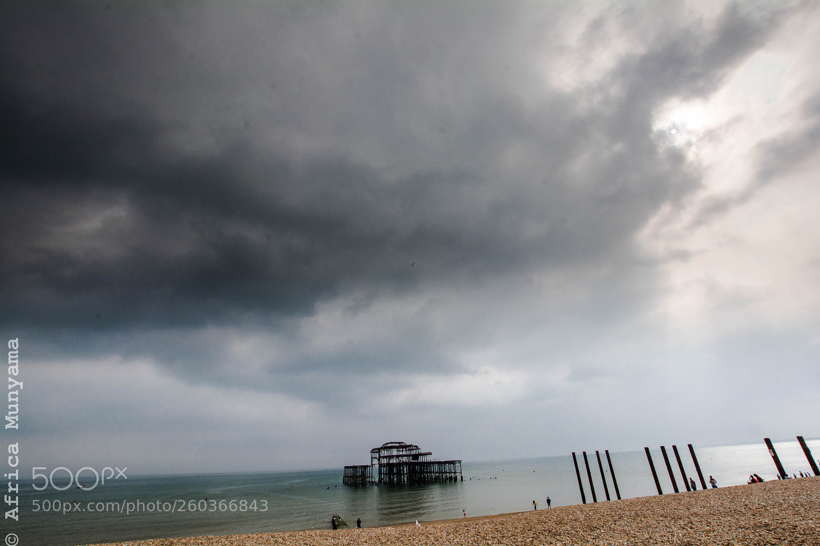 Nikon D5200 sample photo. Clouds over western pier photography