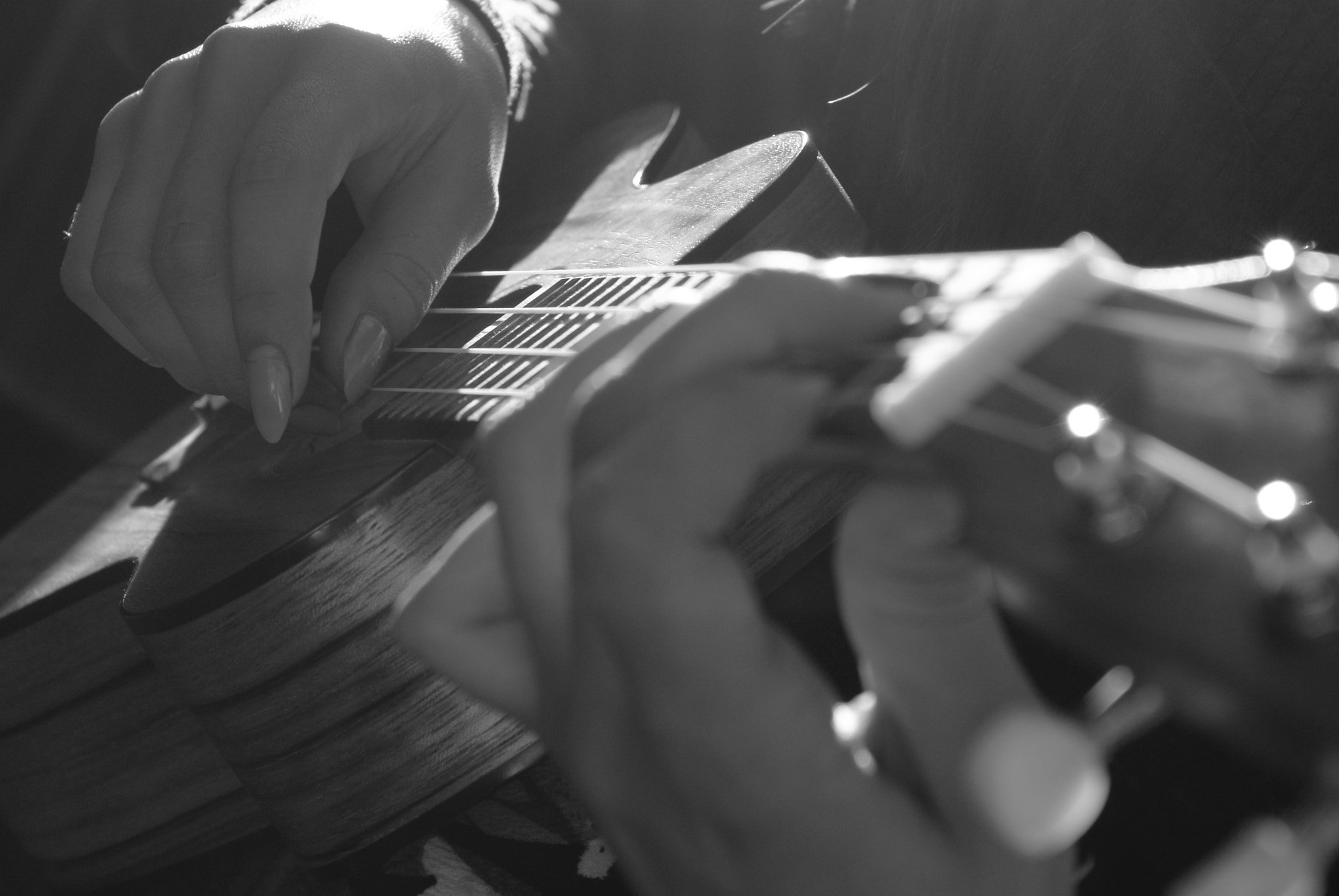 Sony DT 18-70mm F3.5-5.6 sample photo. Ukelele photography