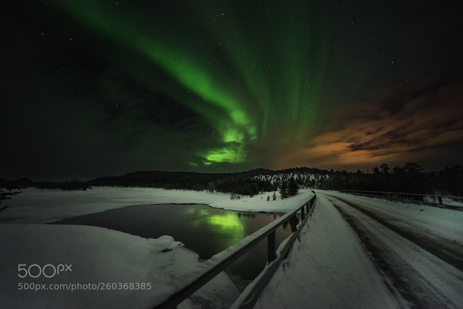Nikon D800 sample photo. Northern lights bridge photography