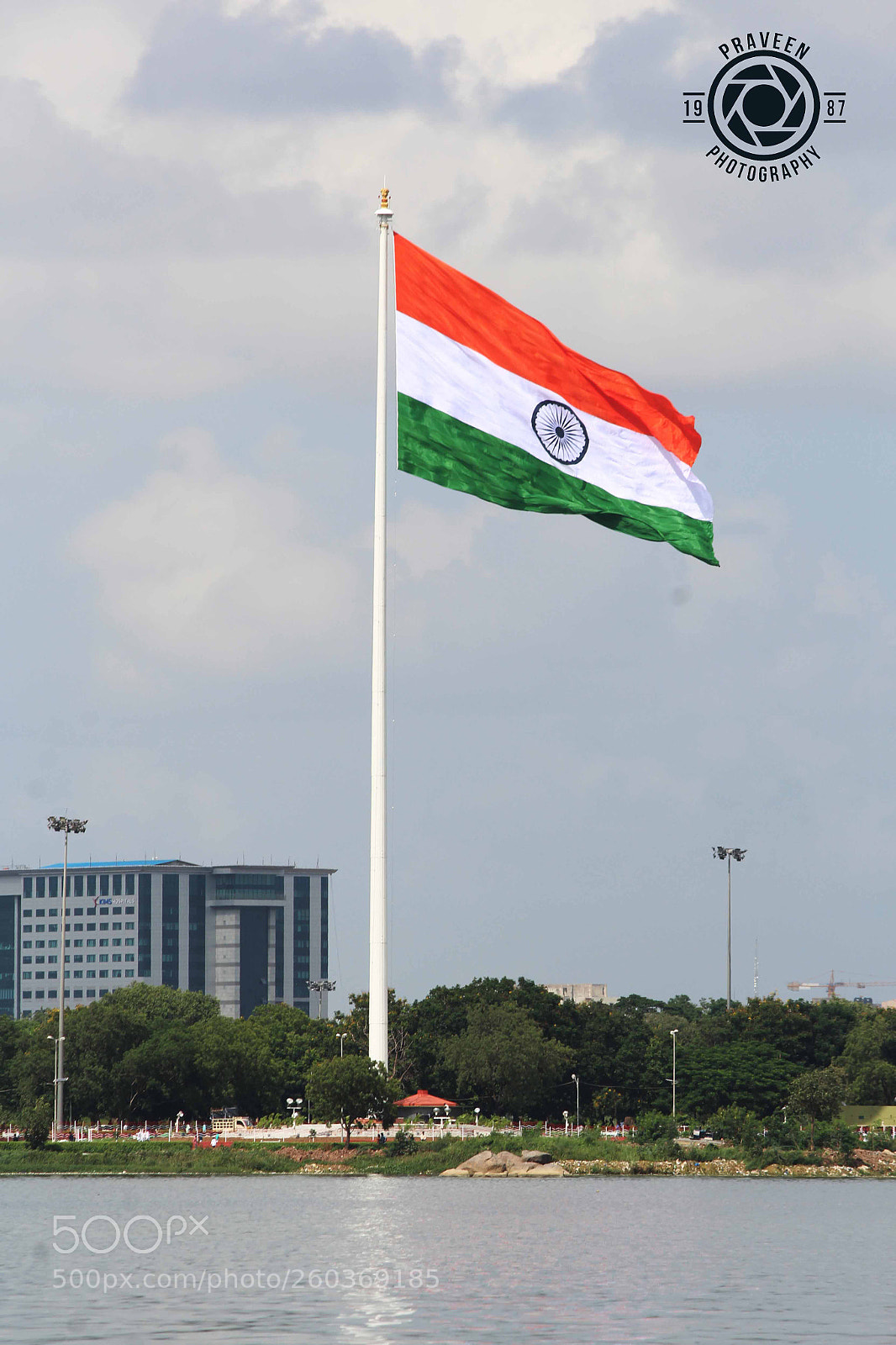 Canon EOS 1200D (EOS Rebel T5 / EOS Kiss X70 / EOS Hi) sample photo. Indian flag photography