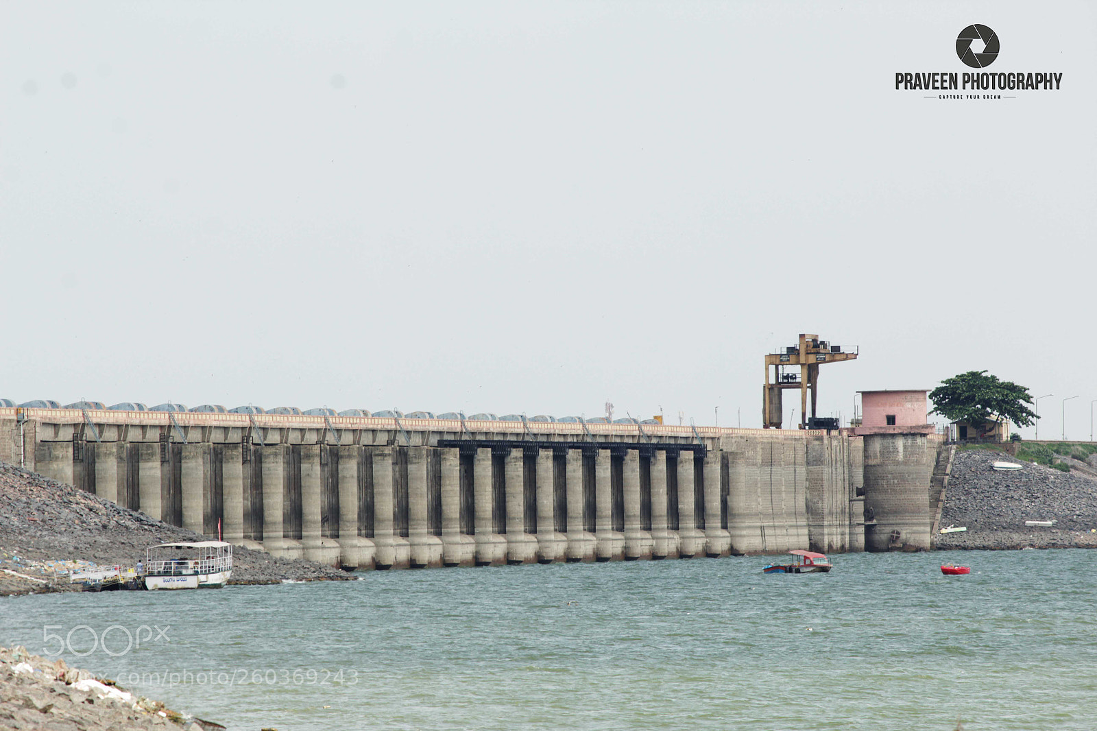 Canon EOS 1200D (EOS Rebel T5 / EOS Kiss X70 / EOS Hi) sample photo. Karimnagar dam gates photography