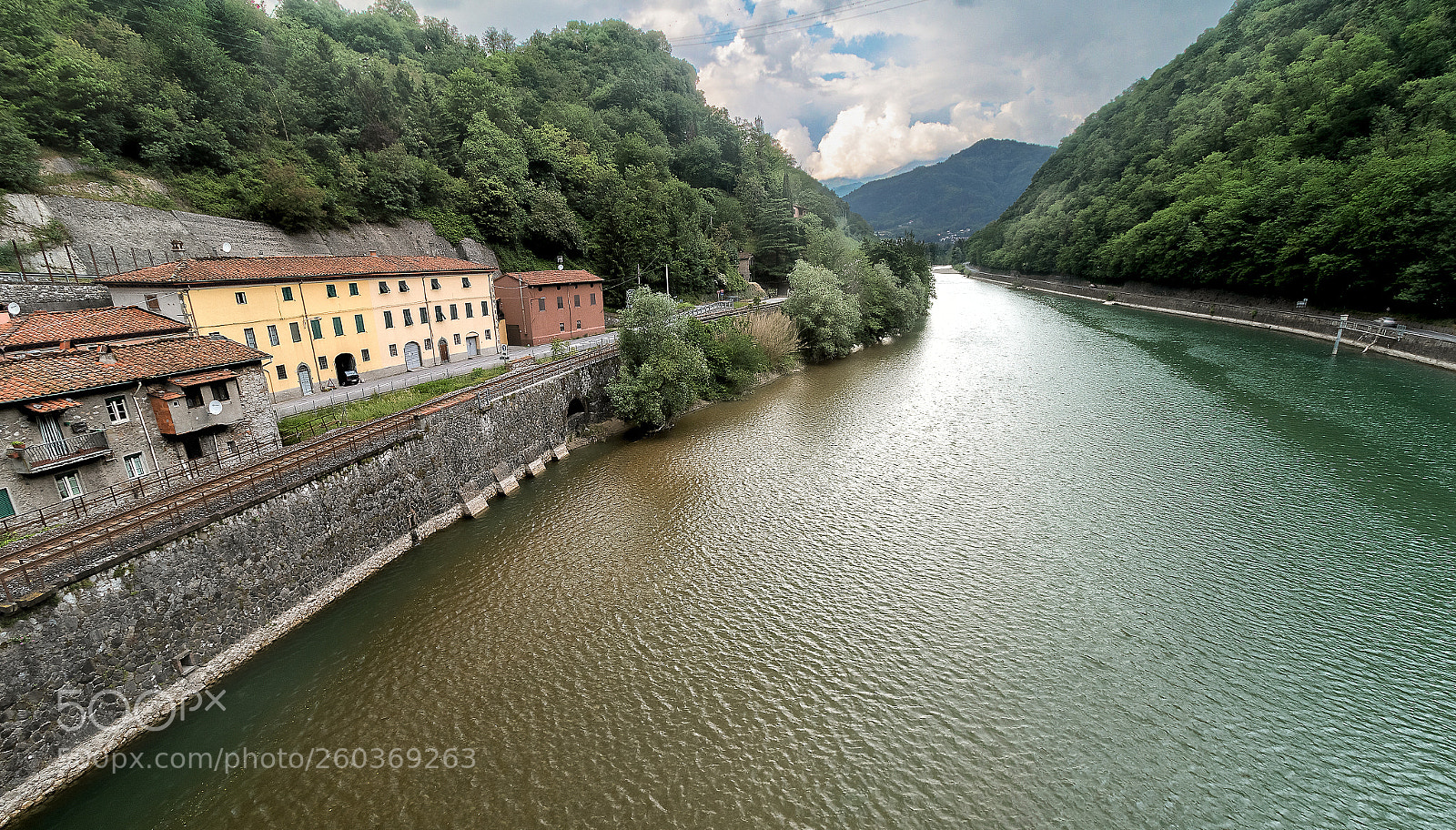 Canon EOS 70D sample photo. Serchio's valley. photography