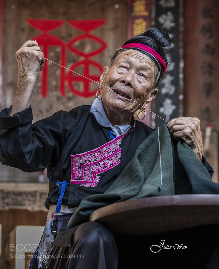 Nikon D800 sample photo. Old woman photography