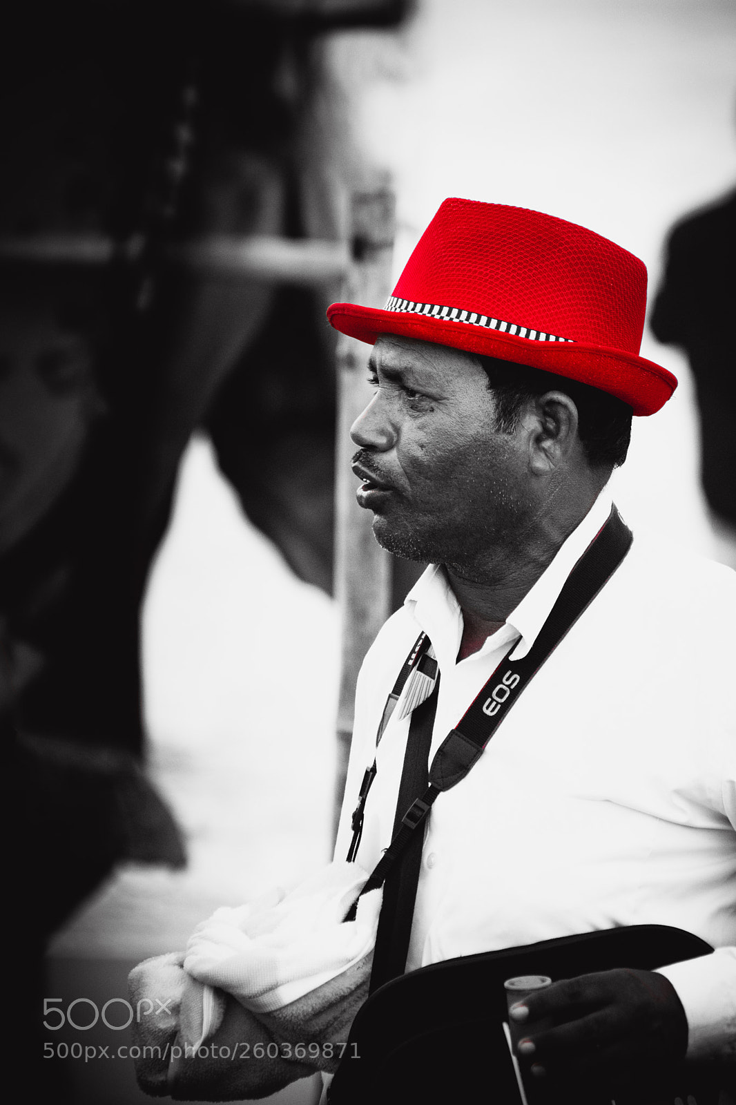 Nikon D7200 sample photo. Red hat !!! photography